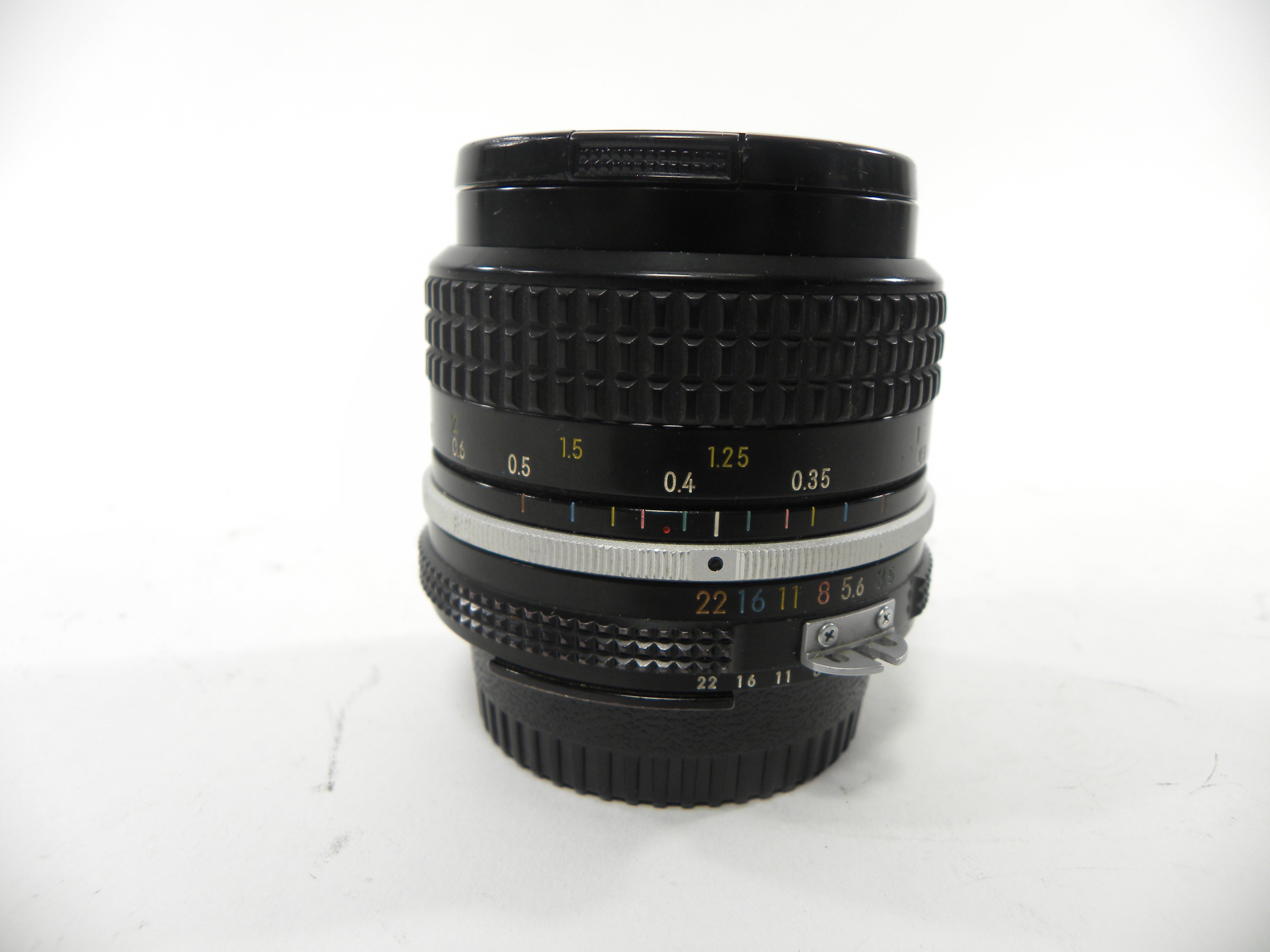 Nikon Nikkor 28mm f3.5 F Mount