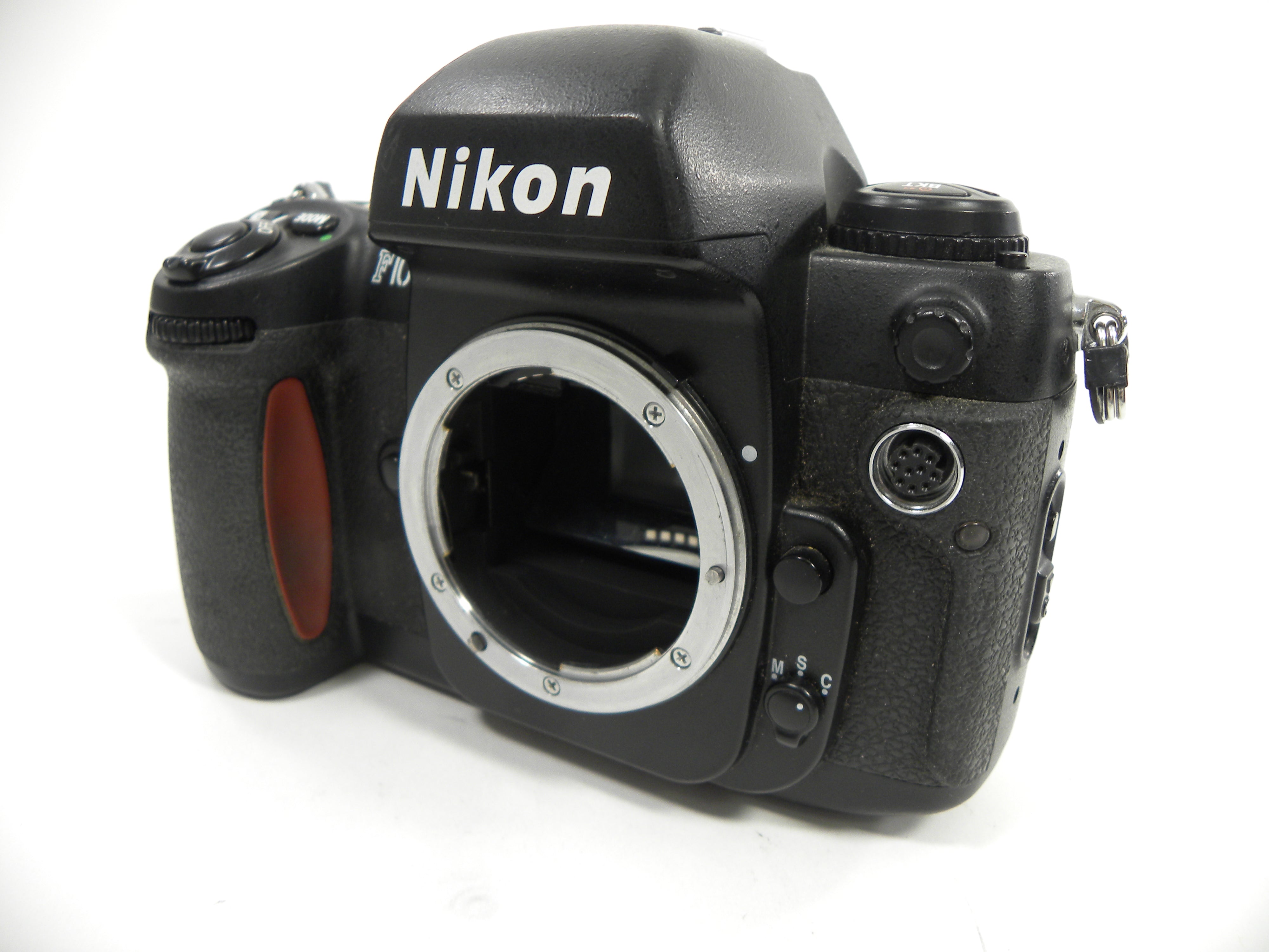 Nikon F100 35mm SLR film camera Body Only