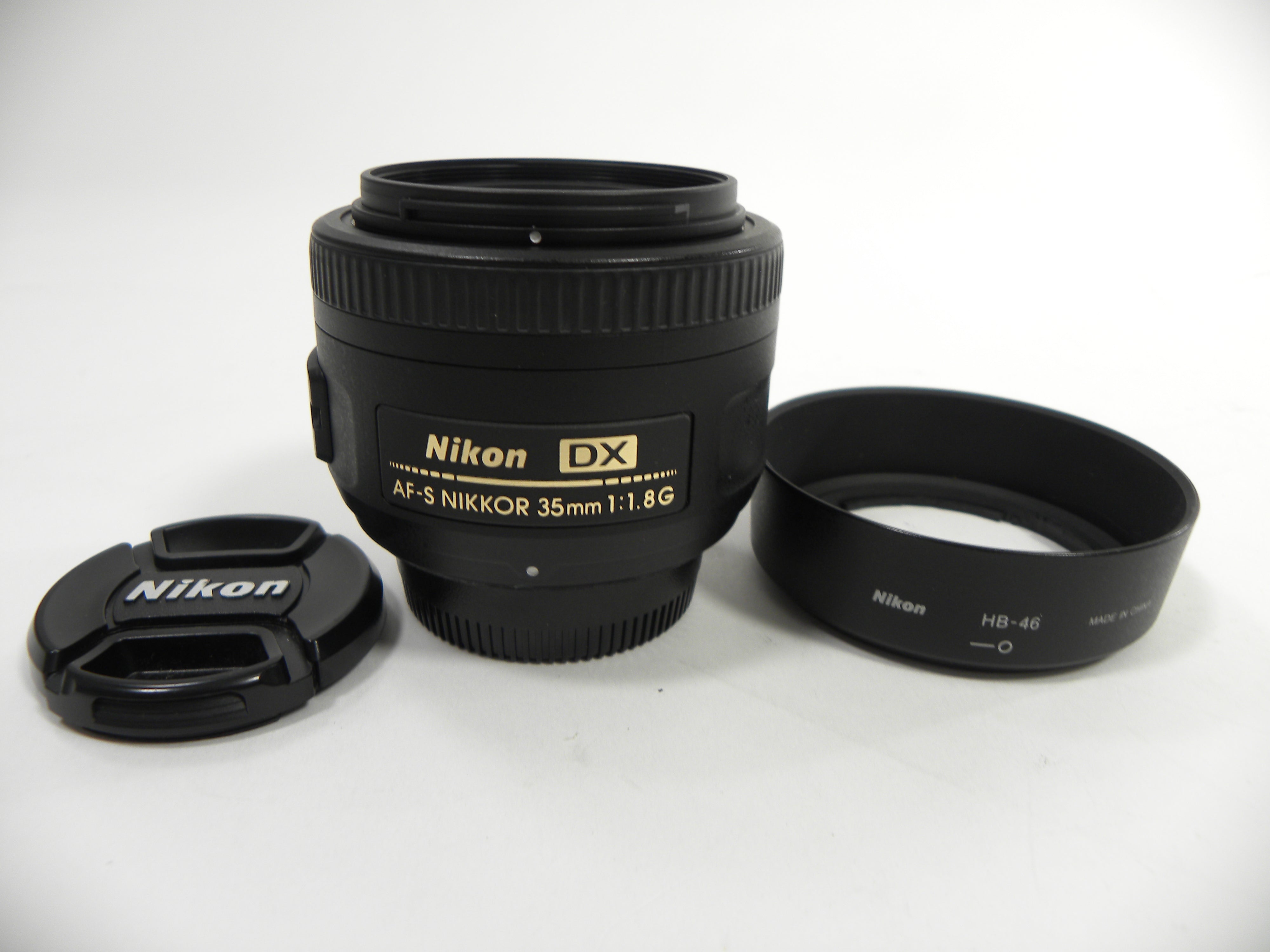 Nikon AF-S Nikkor DX 35mm f1.8  AS IS  NO Returns!