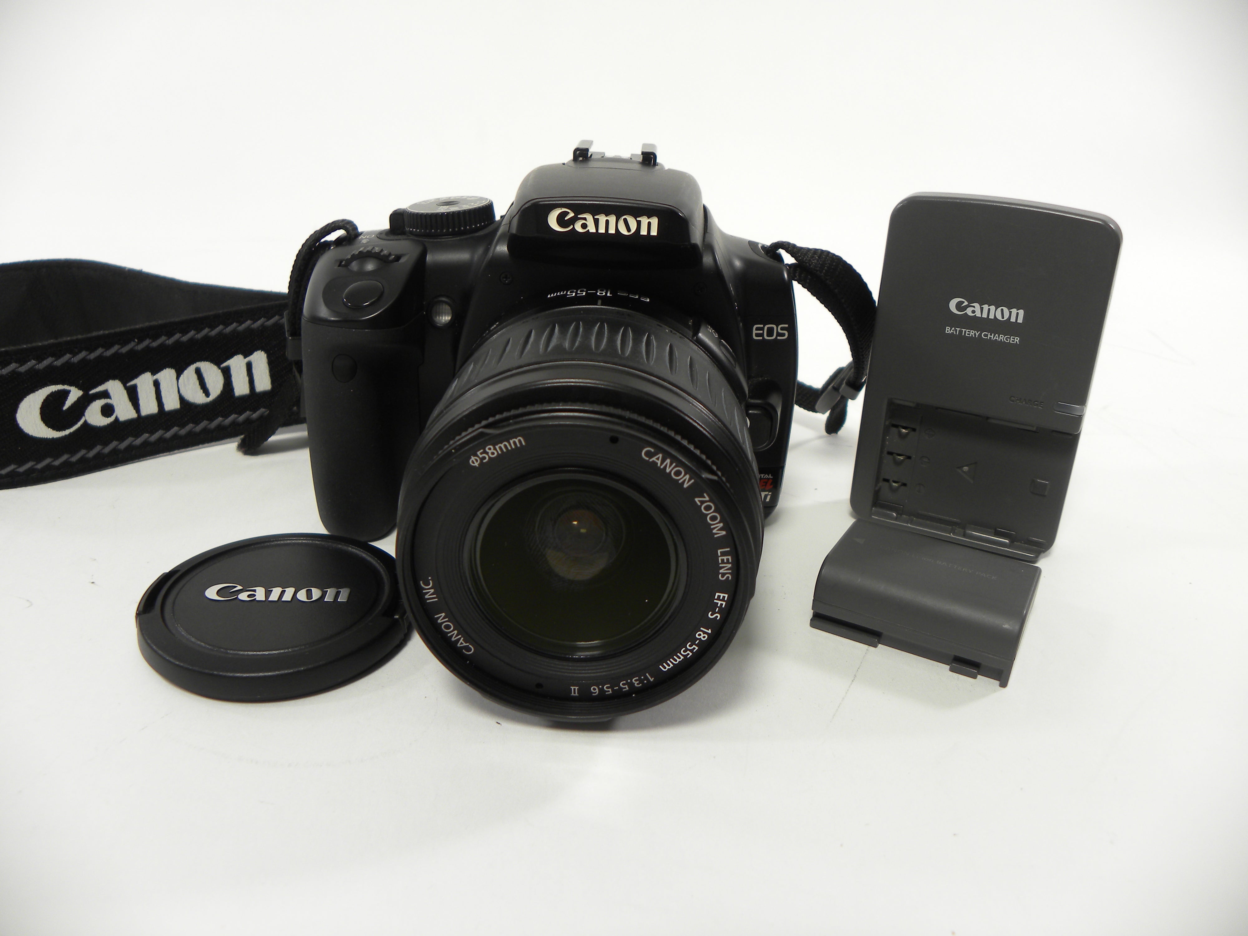 Canon EOS XTi 10.1mp Digital SLR w/EF-S 18-55mm f3.5-5.6 II AS IS  NO Returns!