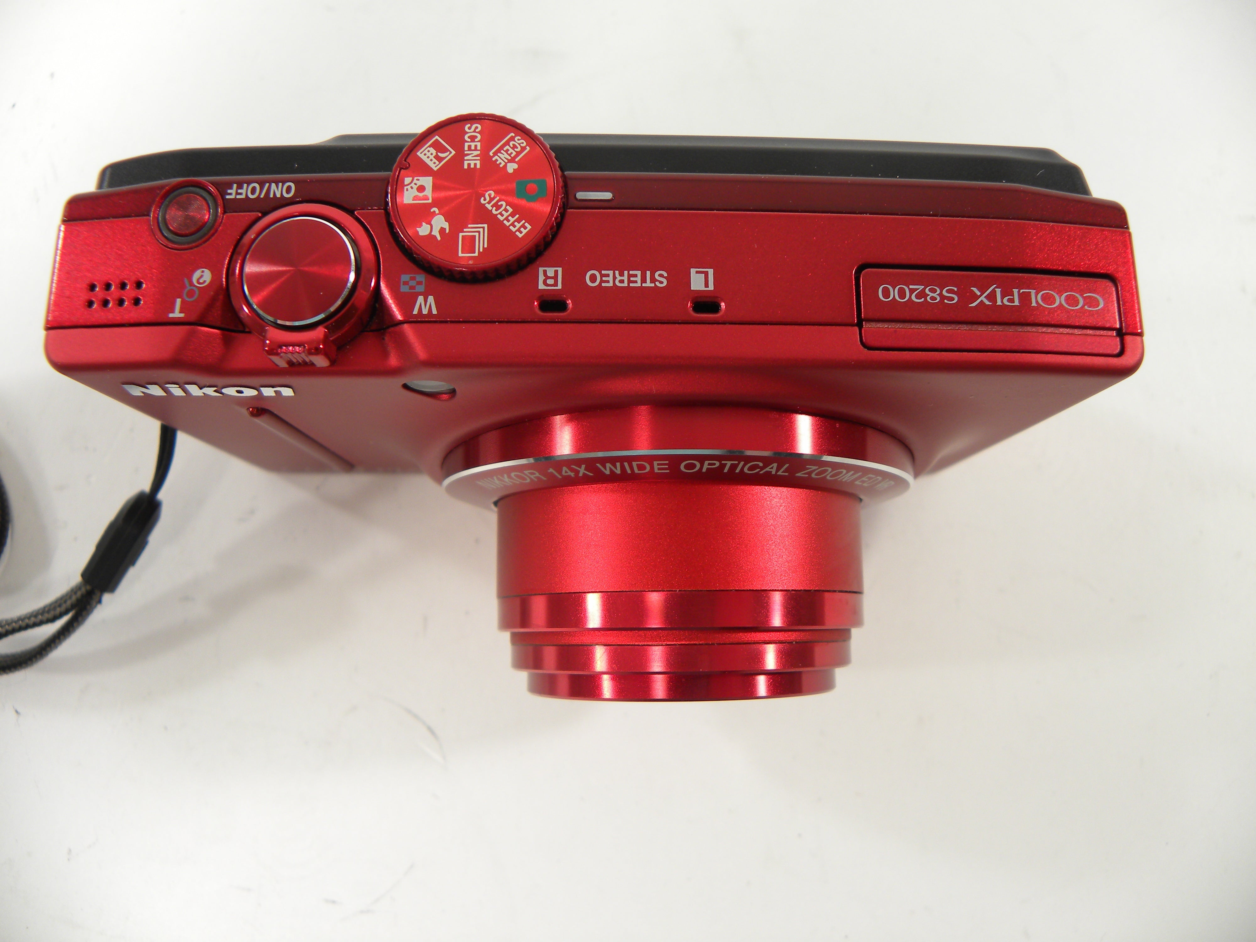 Nikon Coolpix S8200 16.1mp Digital Camera (Red)