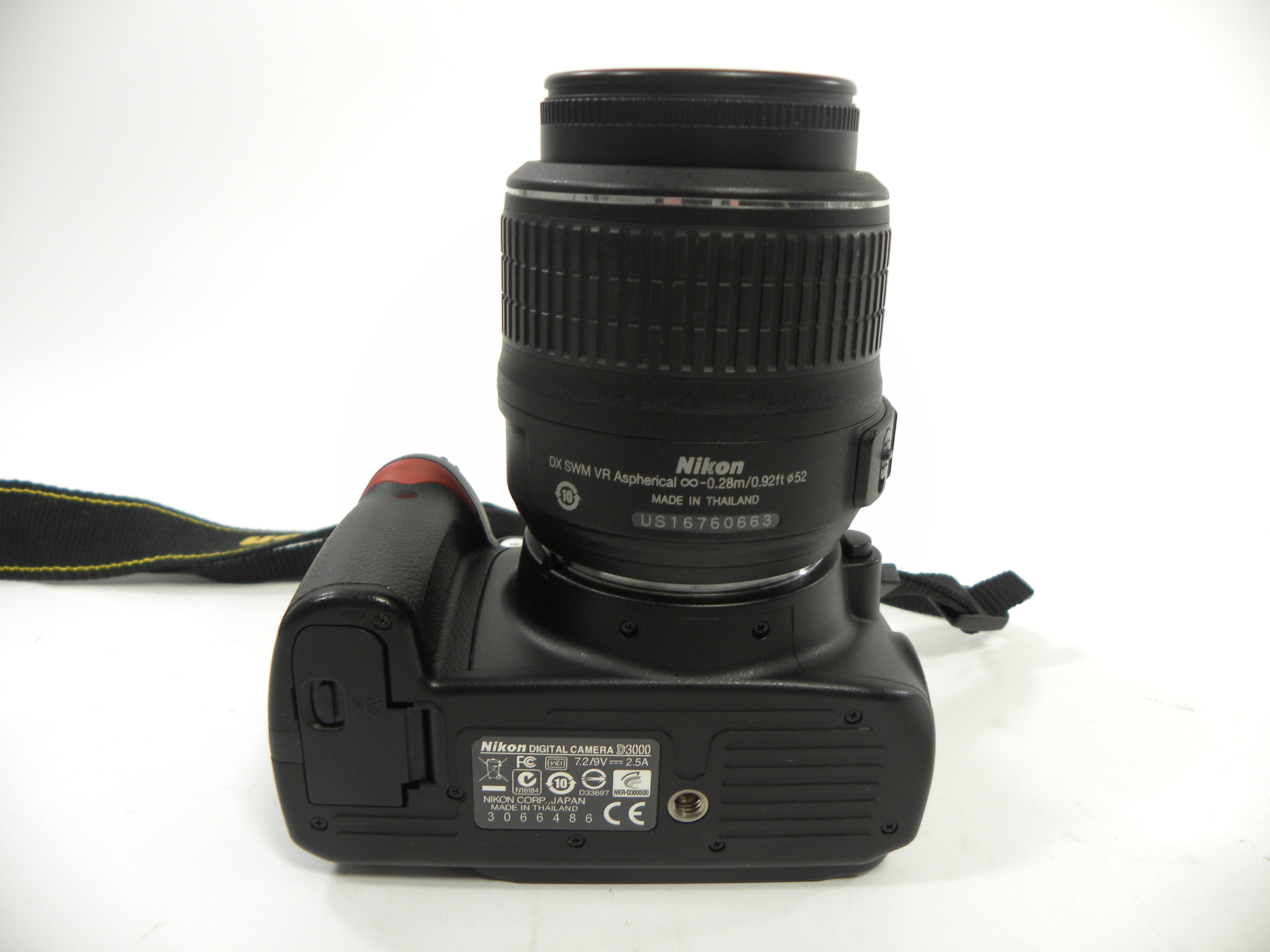 Nikon D3000 10mp Digital SLR w/Nikkor AF-S 18-55mm Shutter Ct. 5,499