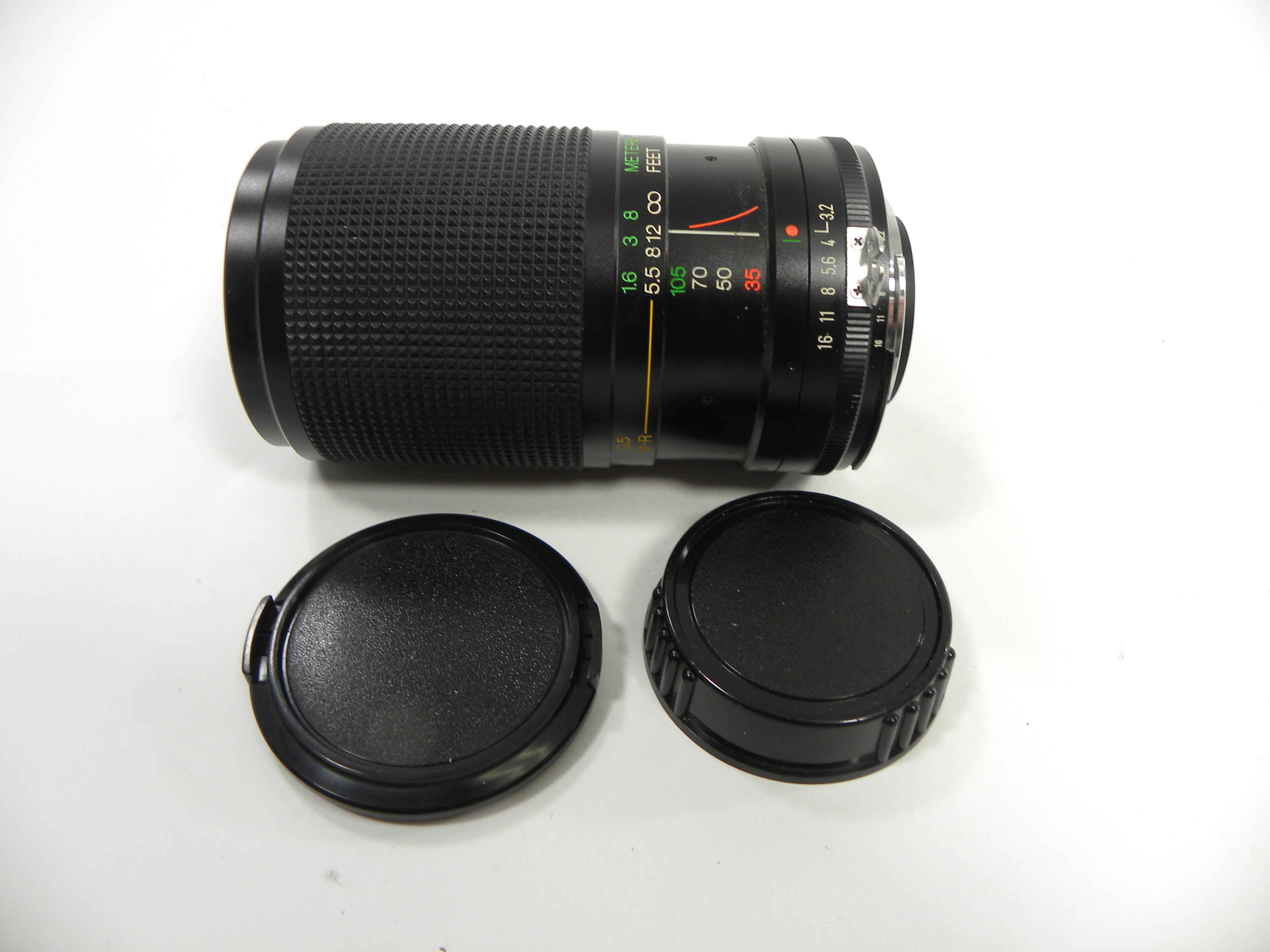 Vivitar MC Macro Focusing Zoom 35-105mm f3.2-4 Nikon F Mount