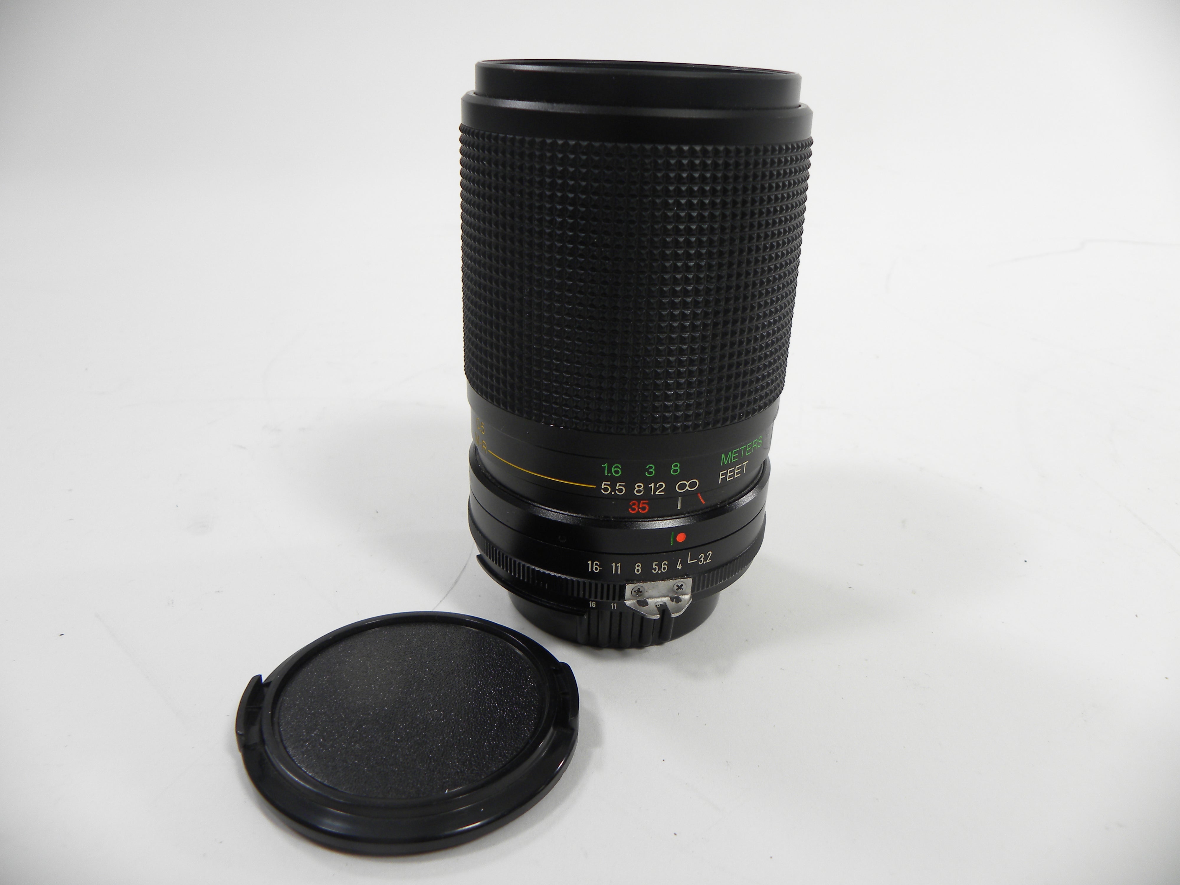 Vivitar MC Macro Focusing Zoom 35-105mm f3.2-4 Nikon F Mount