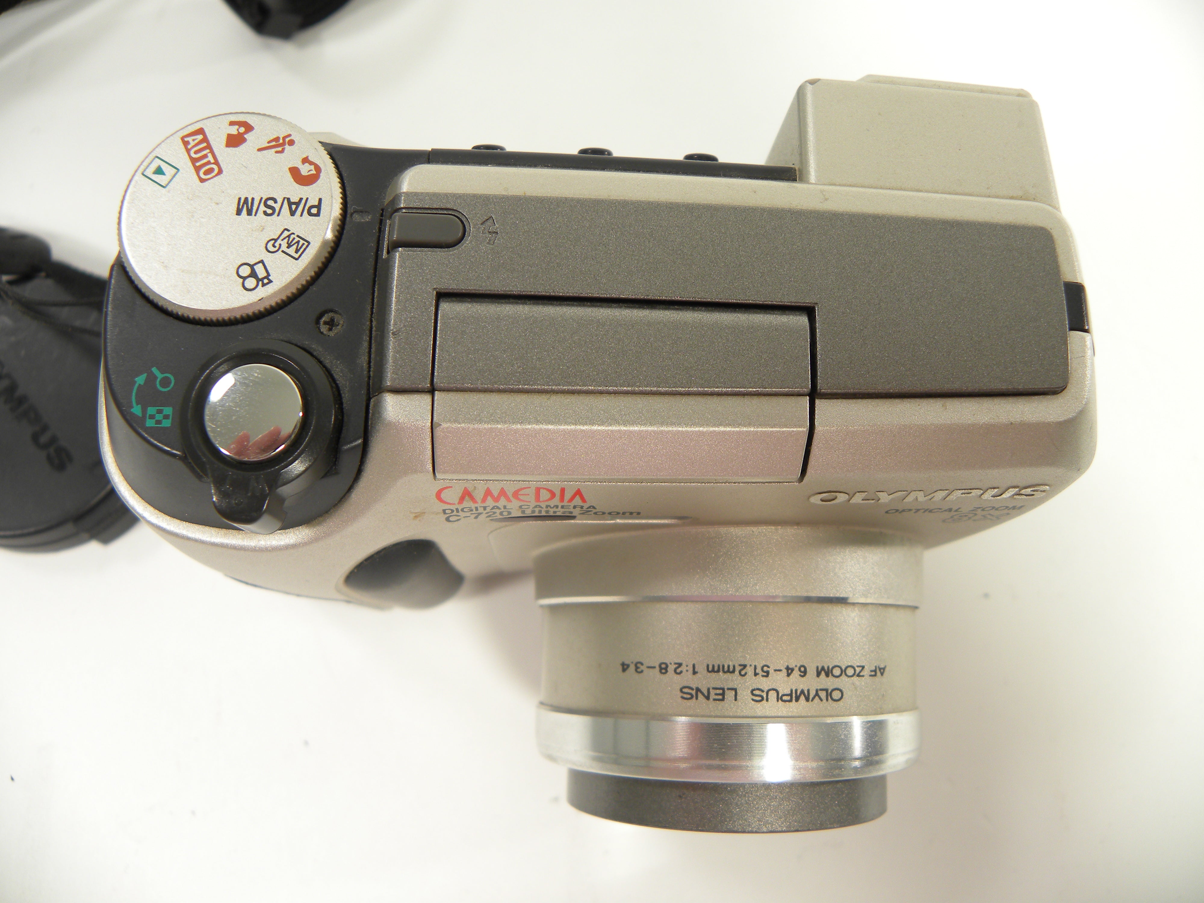 Olympus C-720 Camedia Ultra Zoom 3.0mp Digital Camera