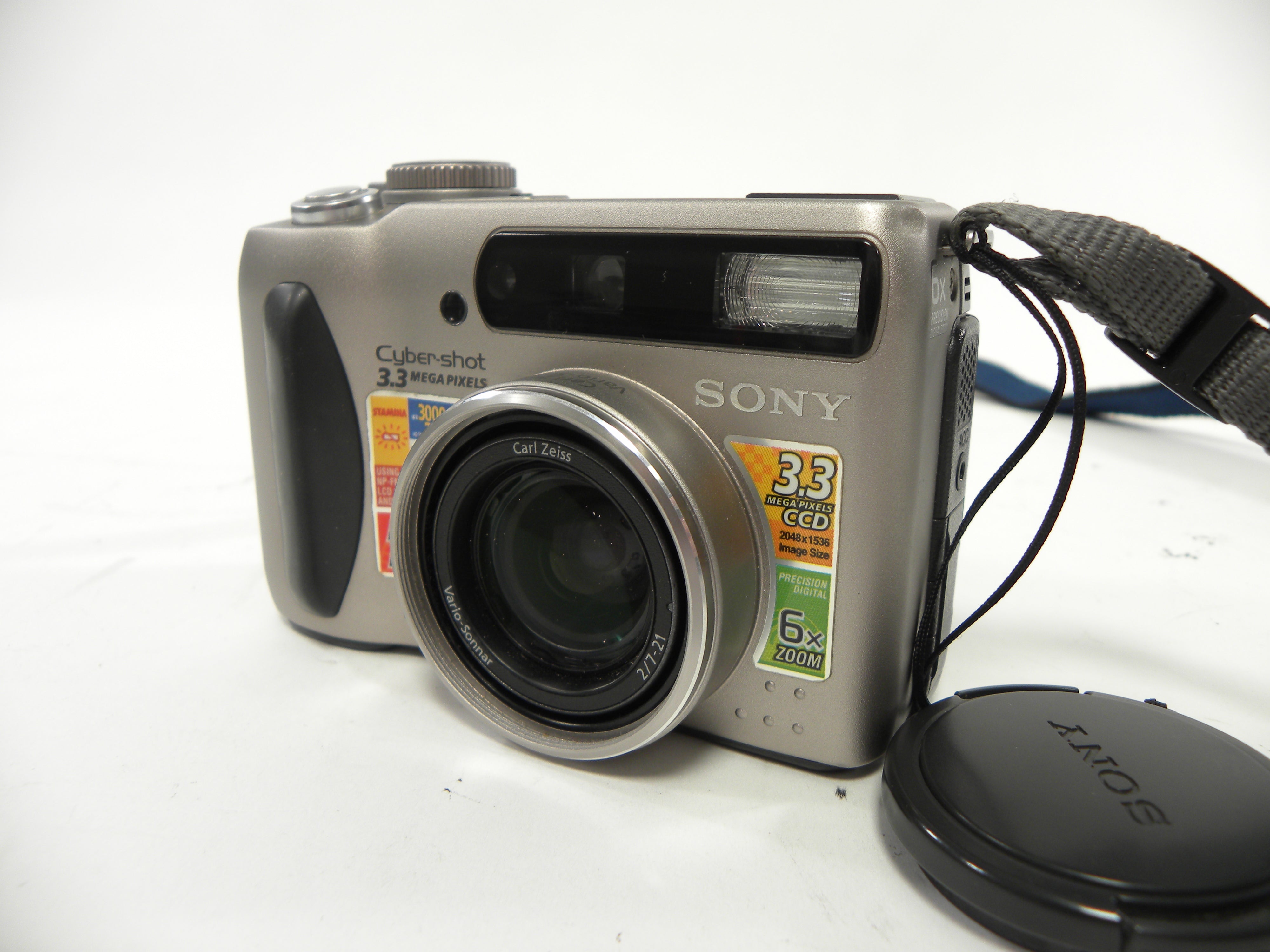 Sony Cyber Shot DSC-S75 3.3mp MPEG Movie EX digital Still Camera