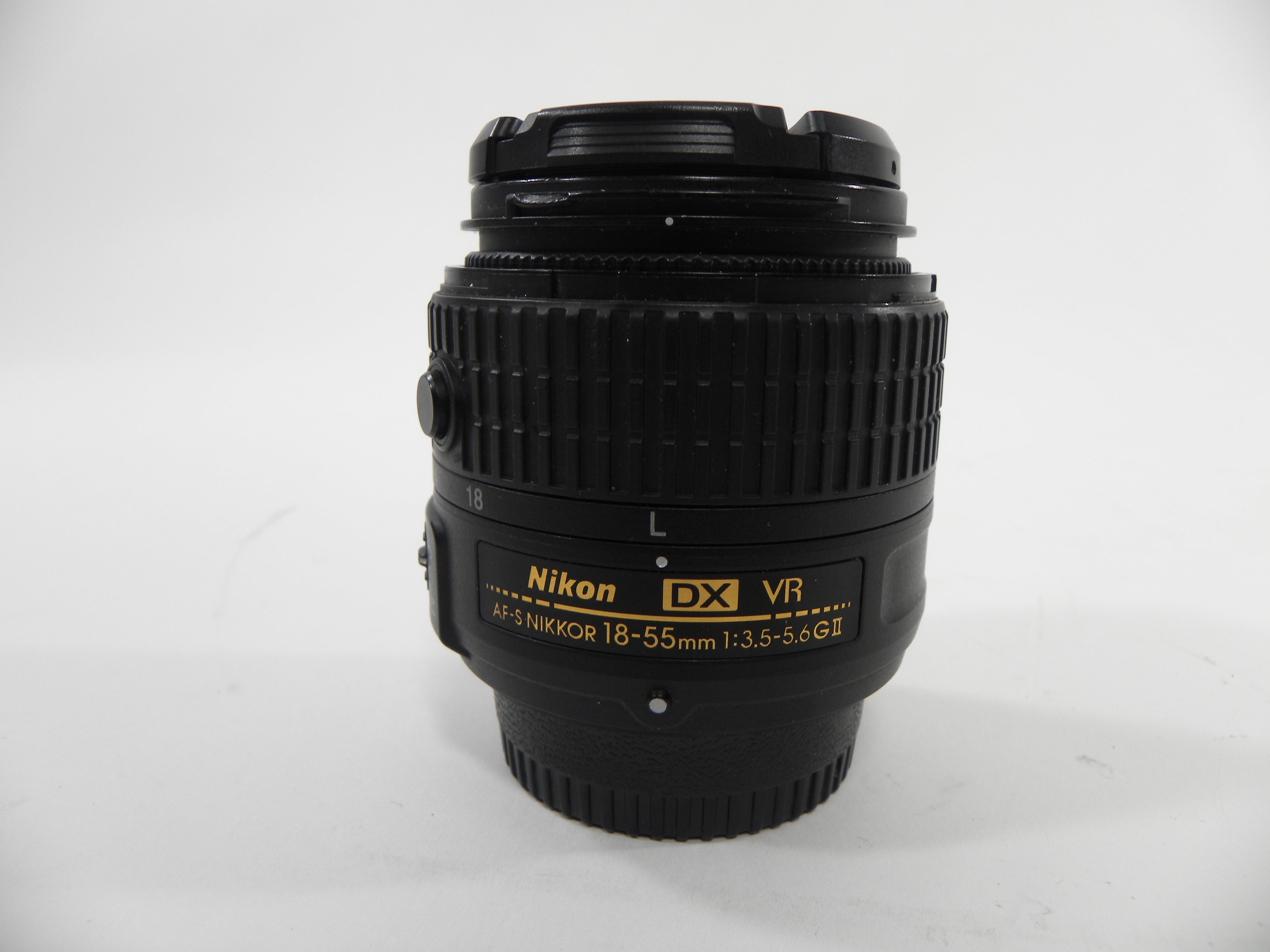Nikon AF-S Nikkor DX VR 18-55mm f3.5-5.6G II  AS IS NO RETURNS!