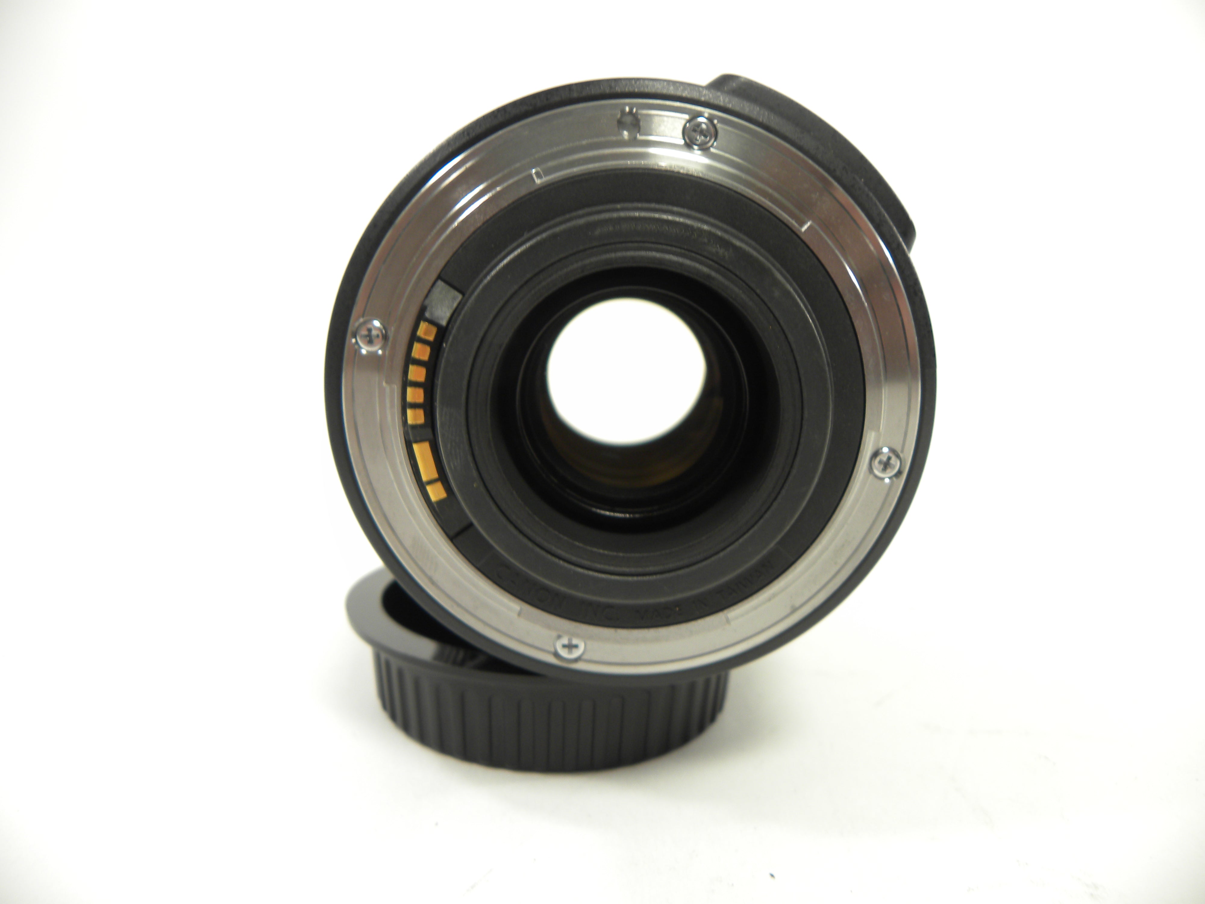 Canon EF-S 18-135mm f3.5-5.6 IS