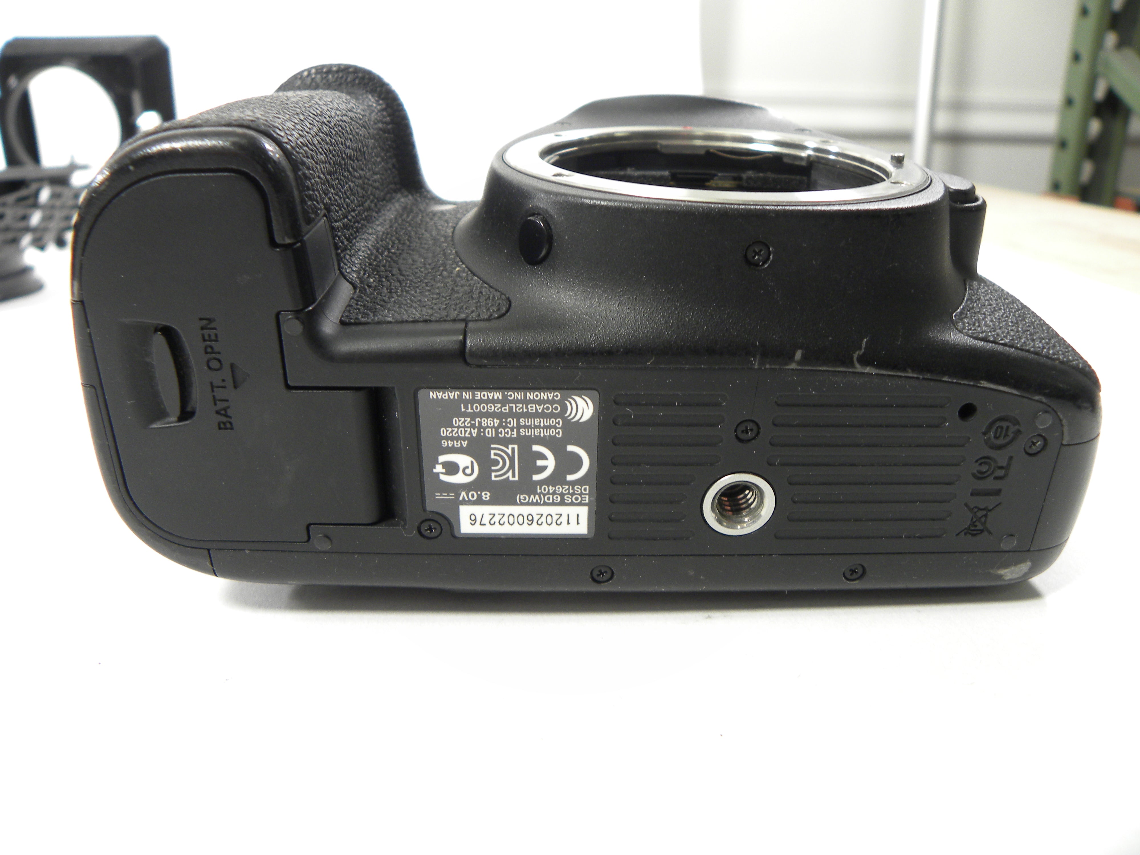 Canon EOS 6D 20.2mp Digital SLR Body Only Shutter Ct. 72,503
