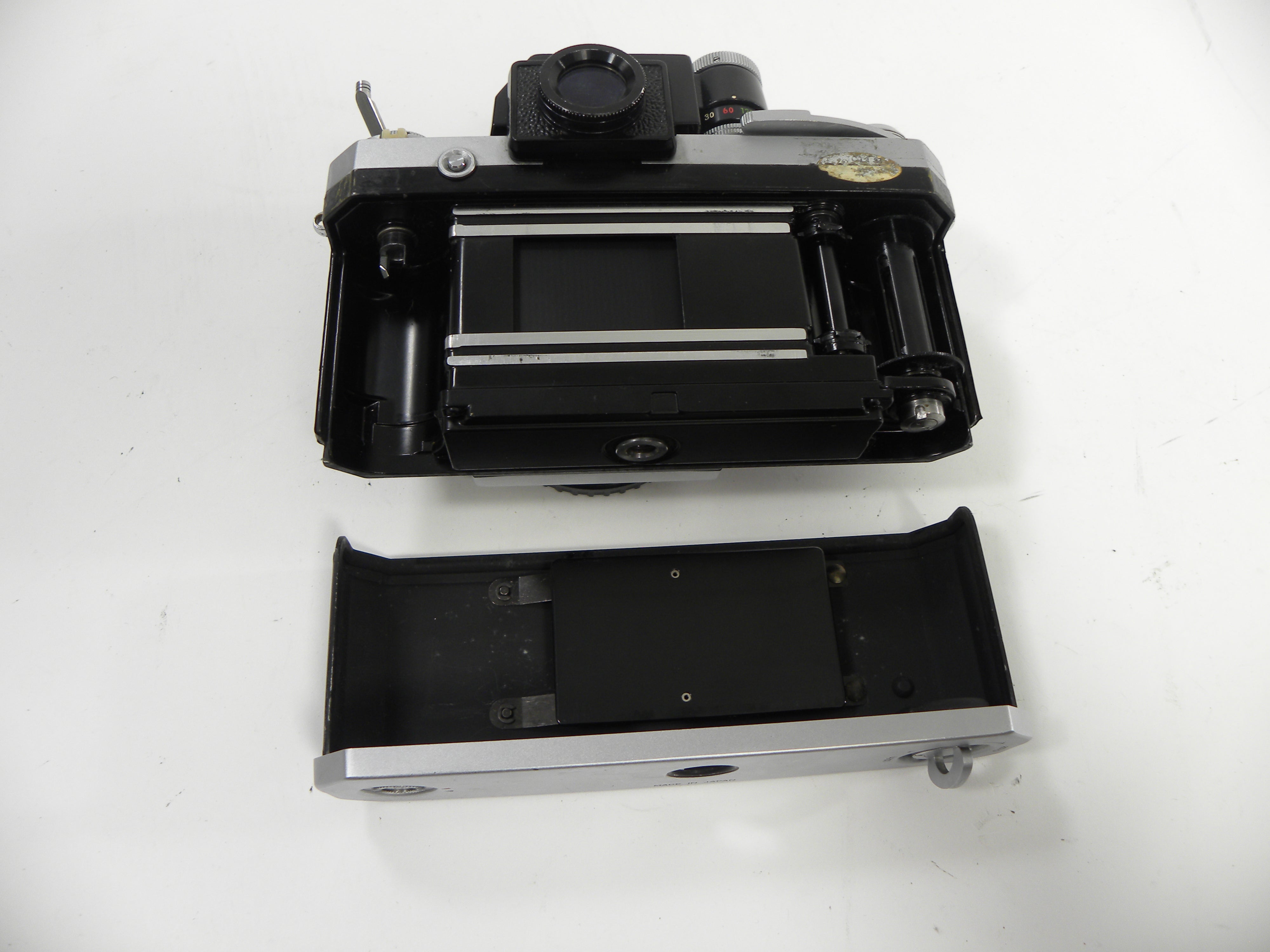 Nikon F 35mm SLR Body Only w/Focusing Screen R  AS IS NO RETURNS!