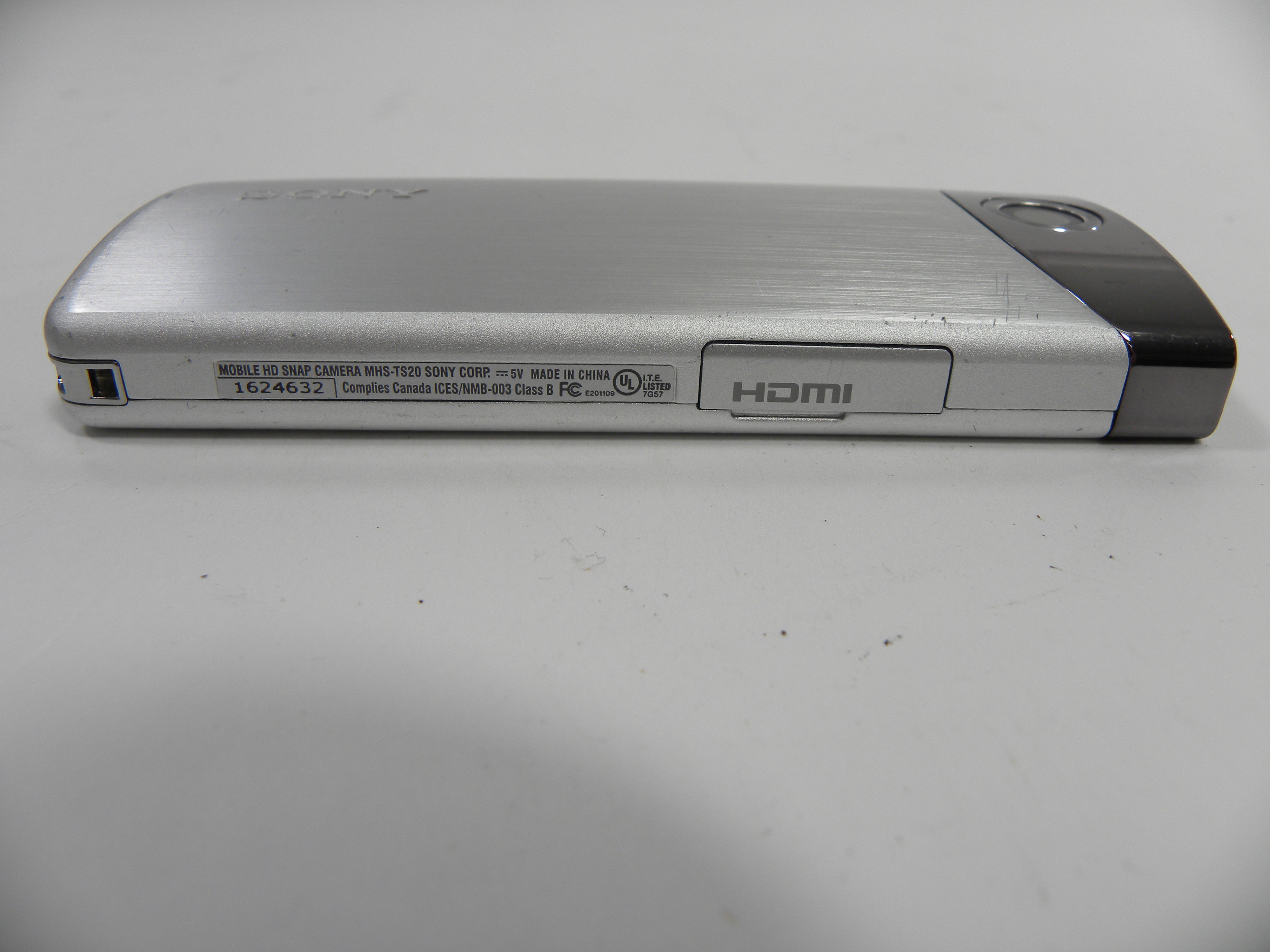 Sony Bloggie Moblie HD Snap Camera MHS-TS20