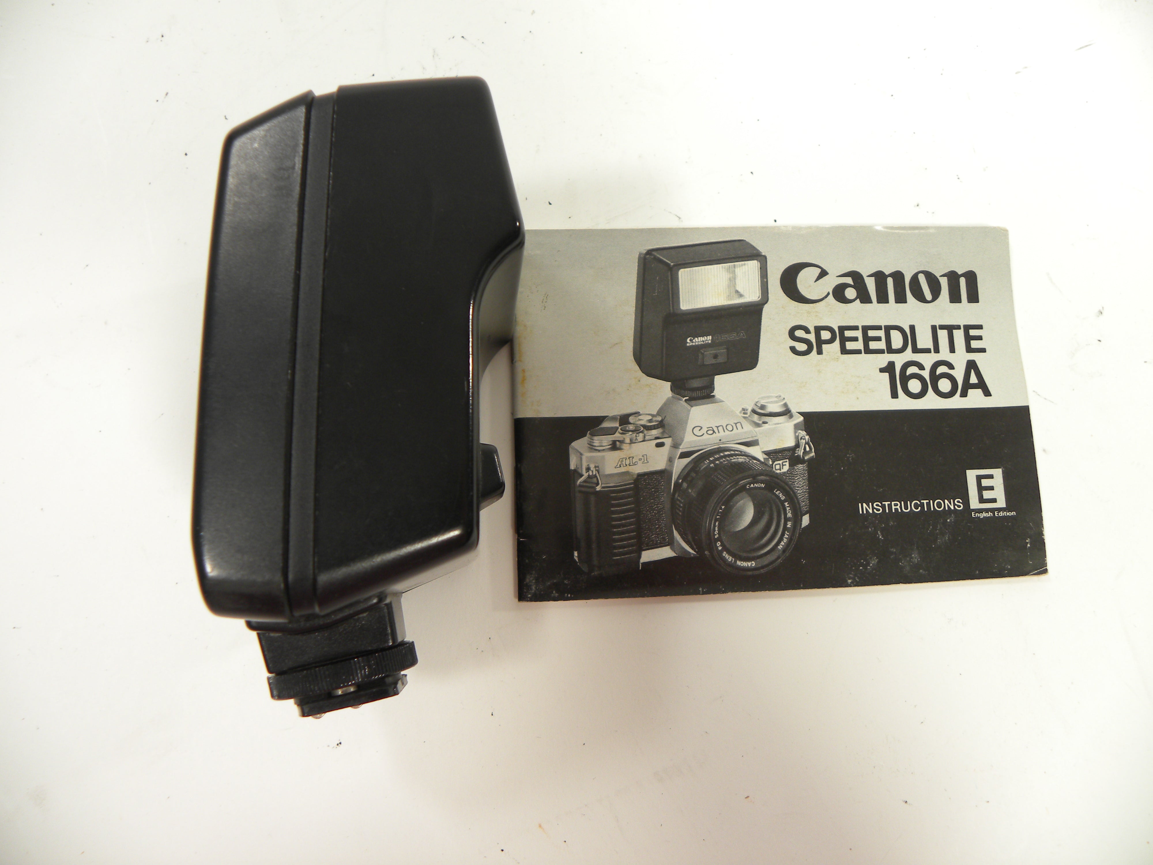 Canon Speedlite 166A Shoe Mount Flash