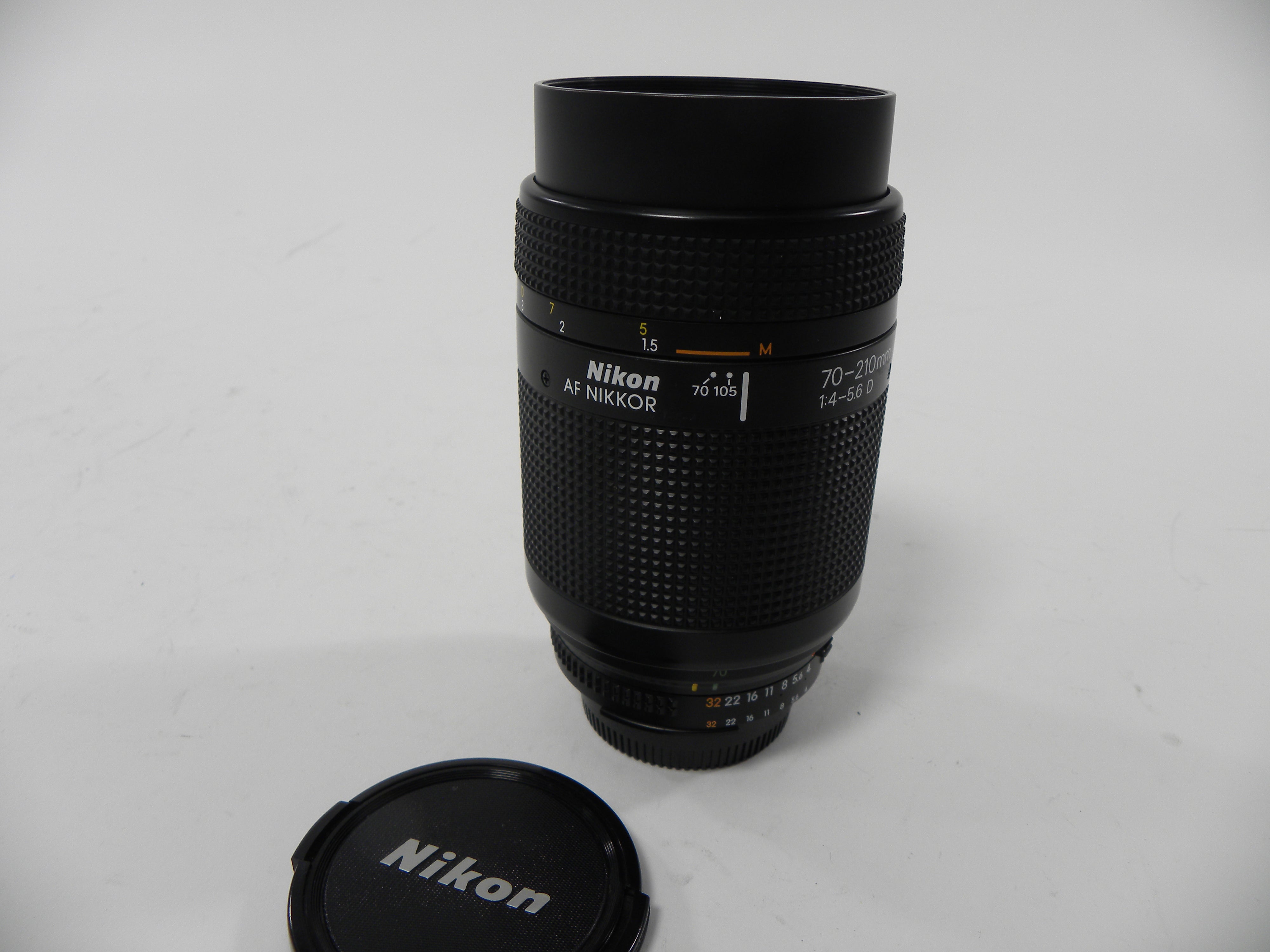 Nikon AF Nikkor 70-210mm f4-5.6 D