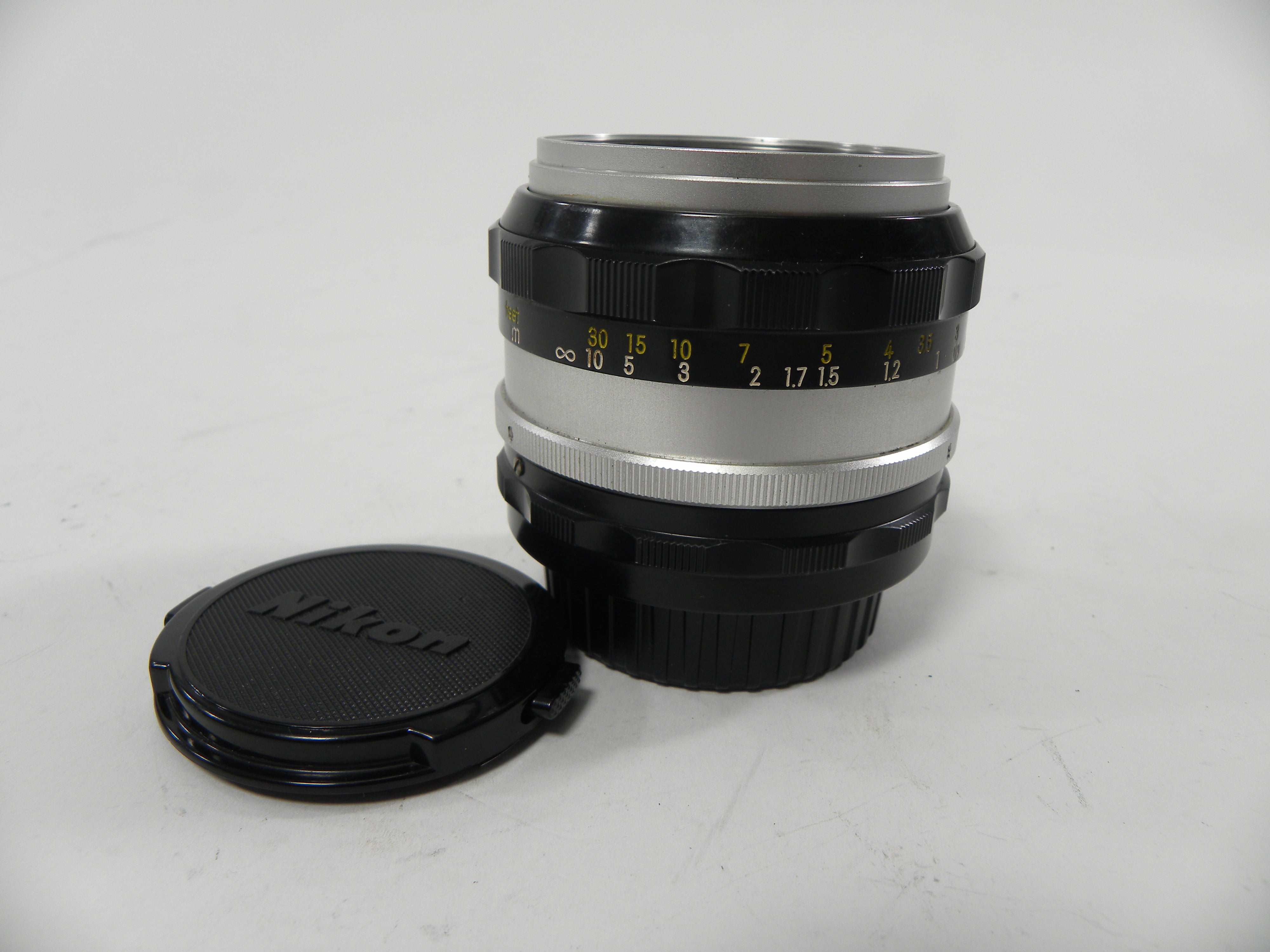 Nikon 50mm f/1.4 Nikkor-S Nippon Kogaku Non-AI F Mount Lens