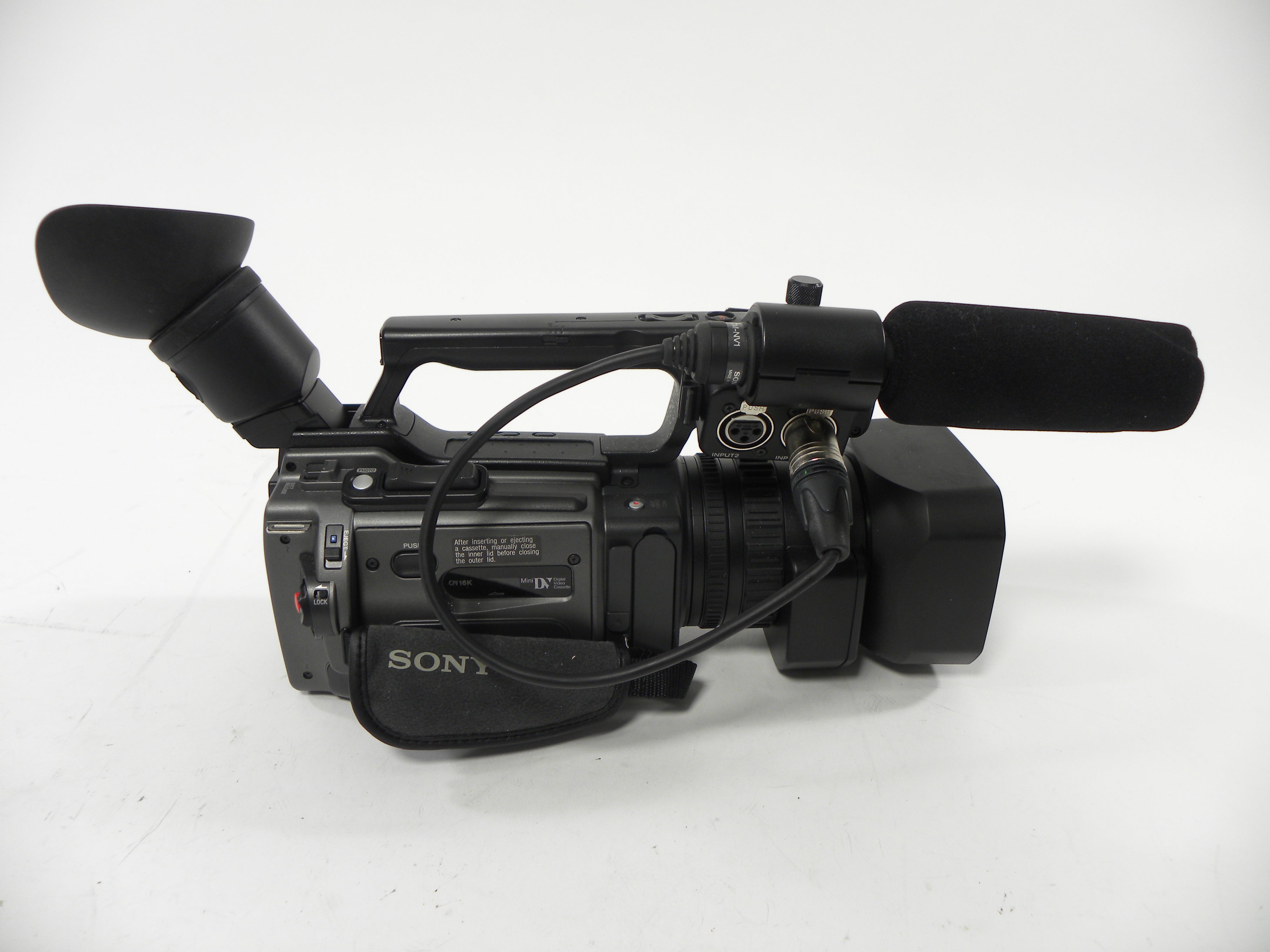 Sony DSR-PD170 MiniDV Camcorder   AS IS NO Returns!!