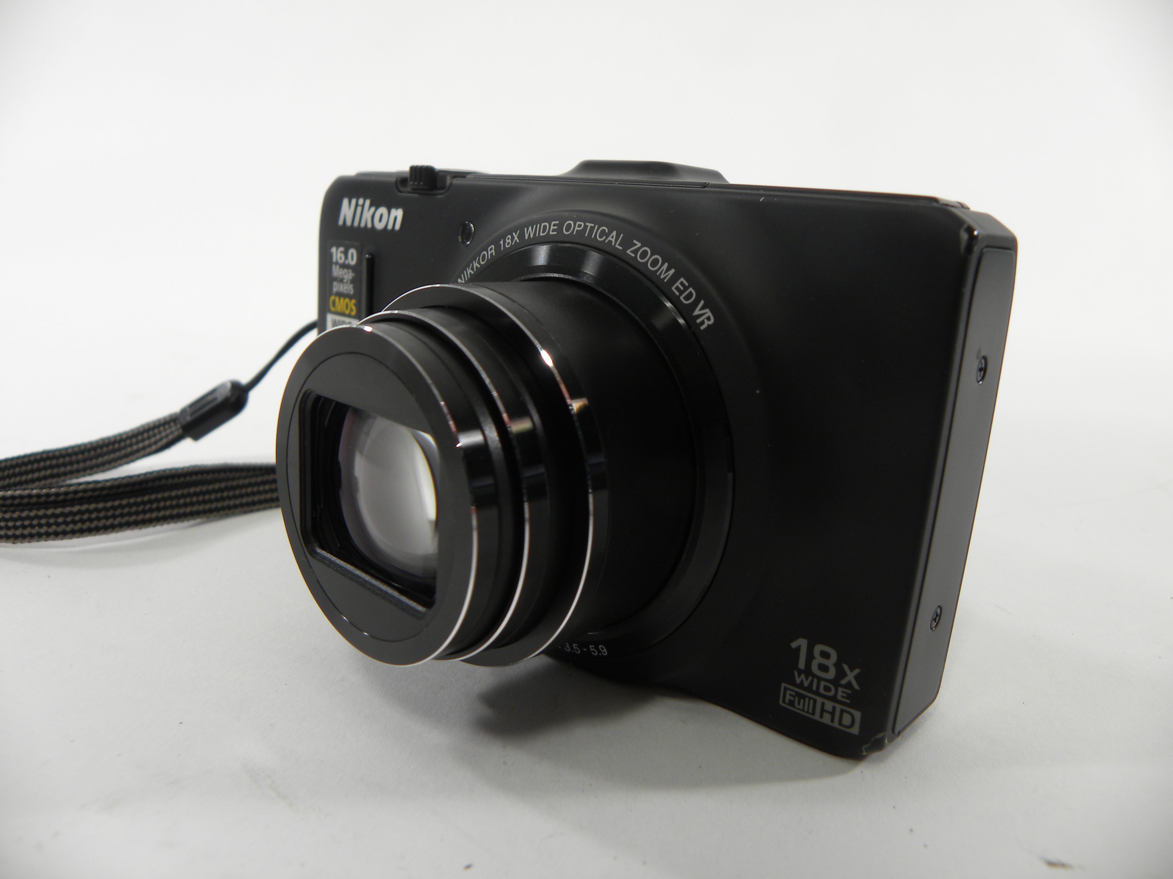 Nikon Coolpix S9300 16.0mp Digital Camera As-Is (Please read)