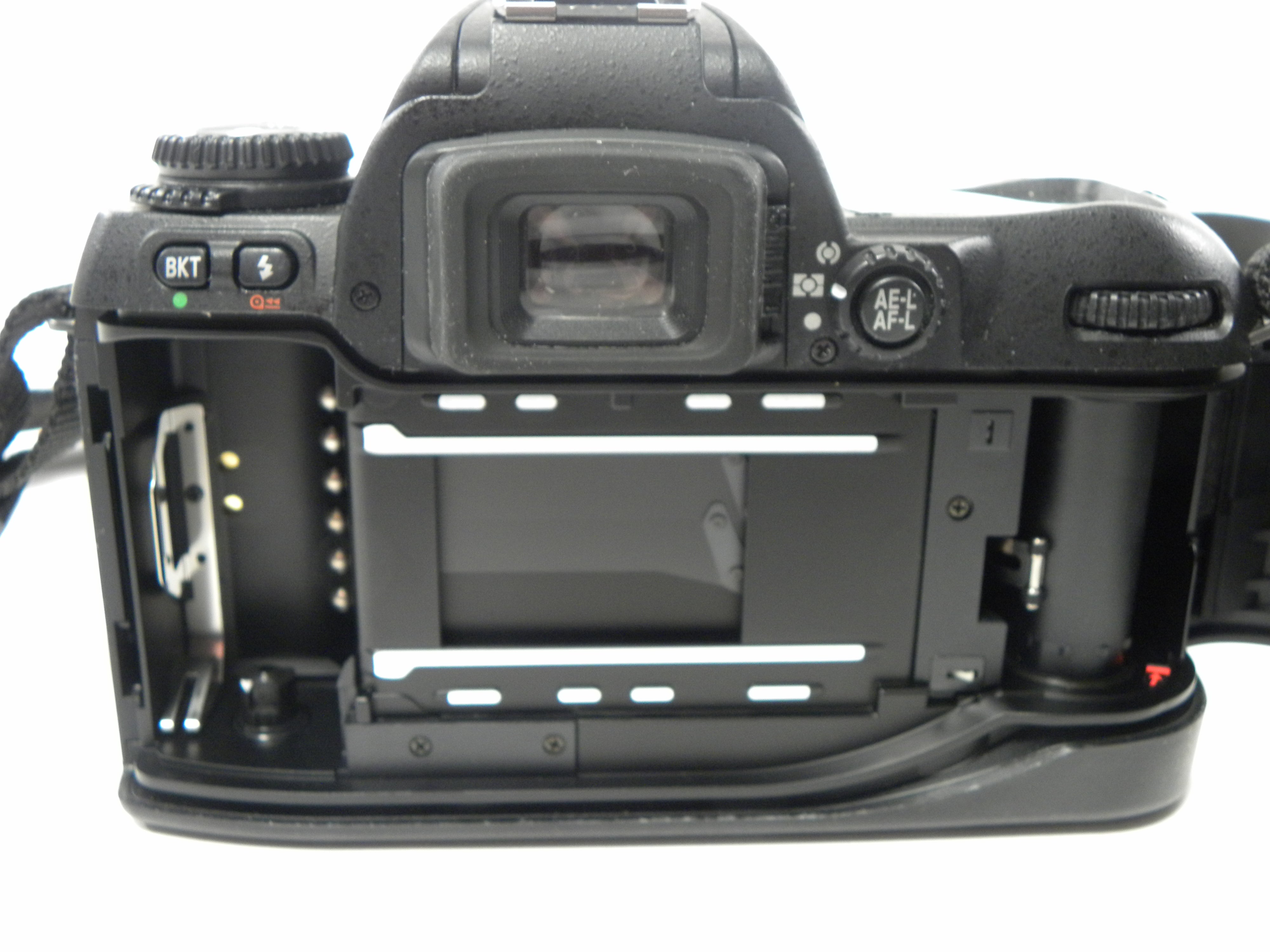 Nikon N80 35mm SLR w/Quantaray 28-80mm f3.5-5.6