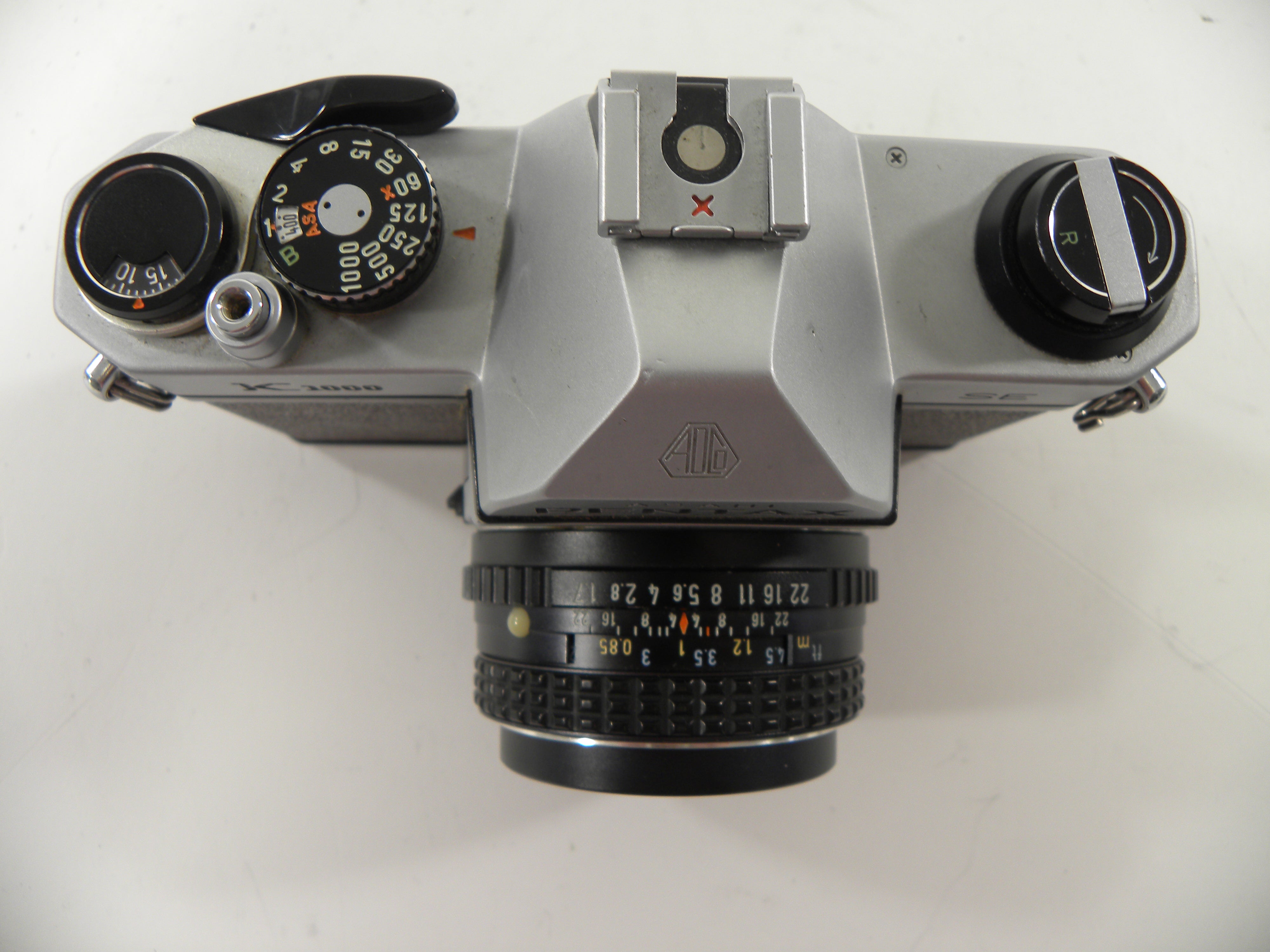 Pentax K-1000 SE 35mm SLR w/SMC Pentax-M 50mm f1.7