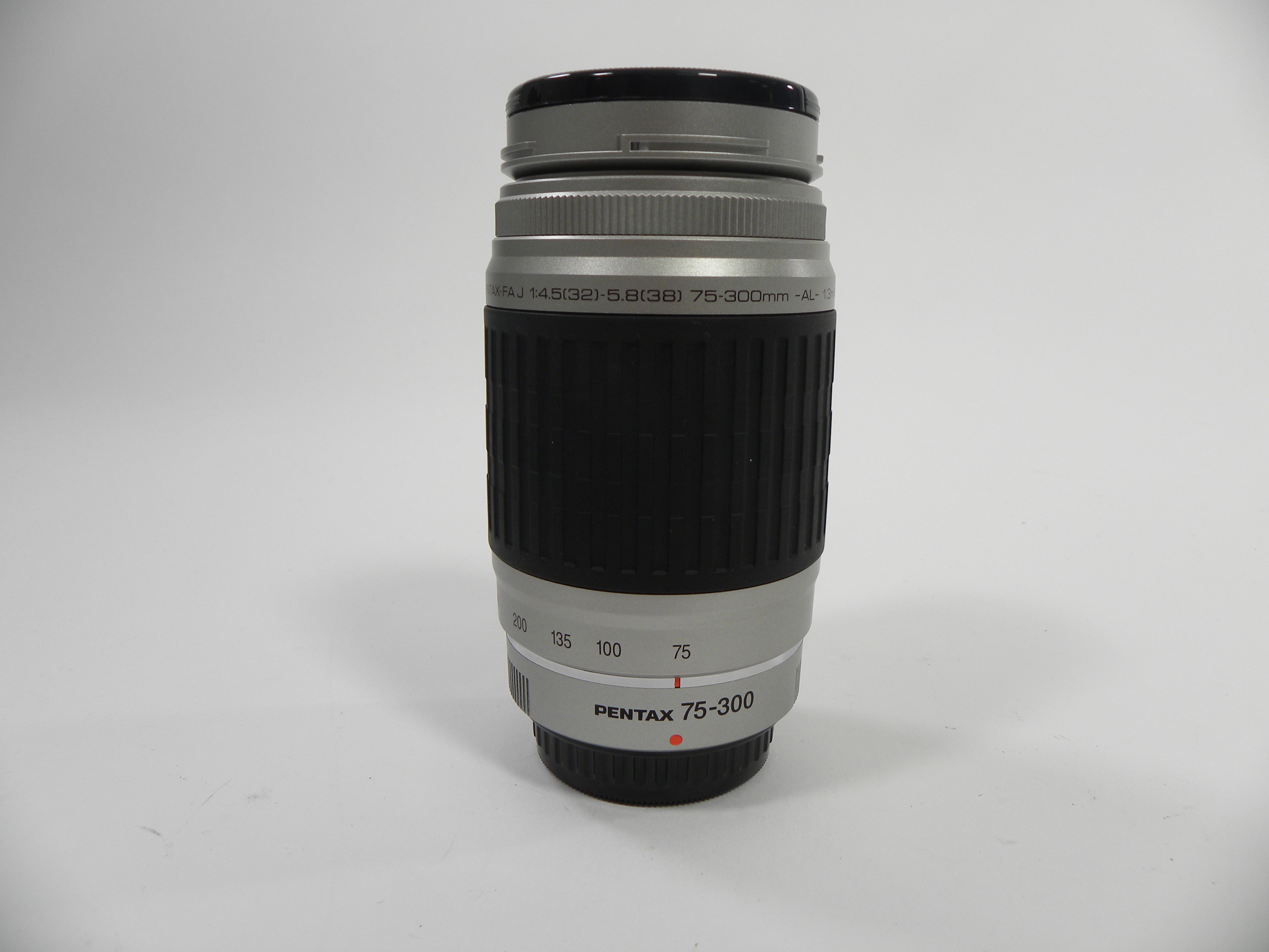 Pentax-FA J SMC 75-300mm f4.5-5.8 AL