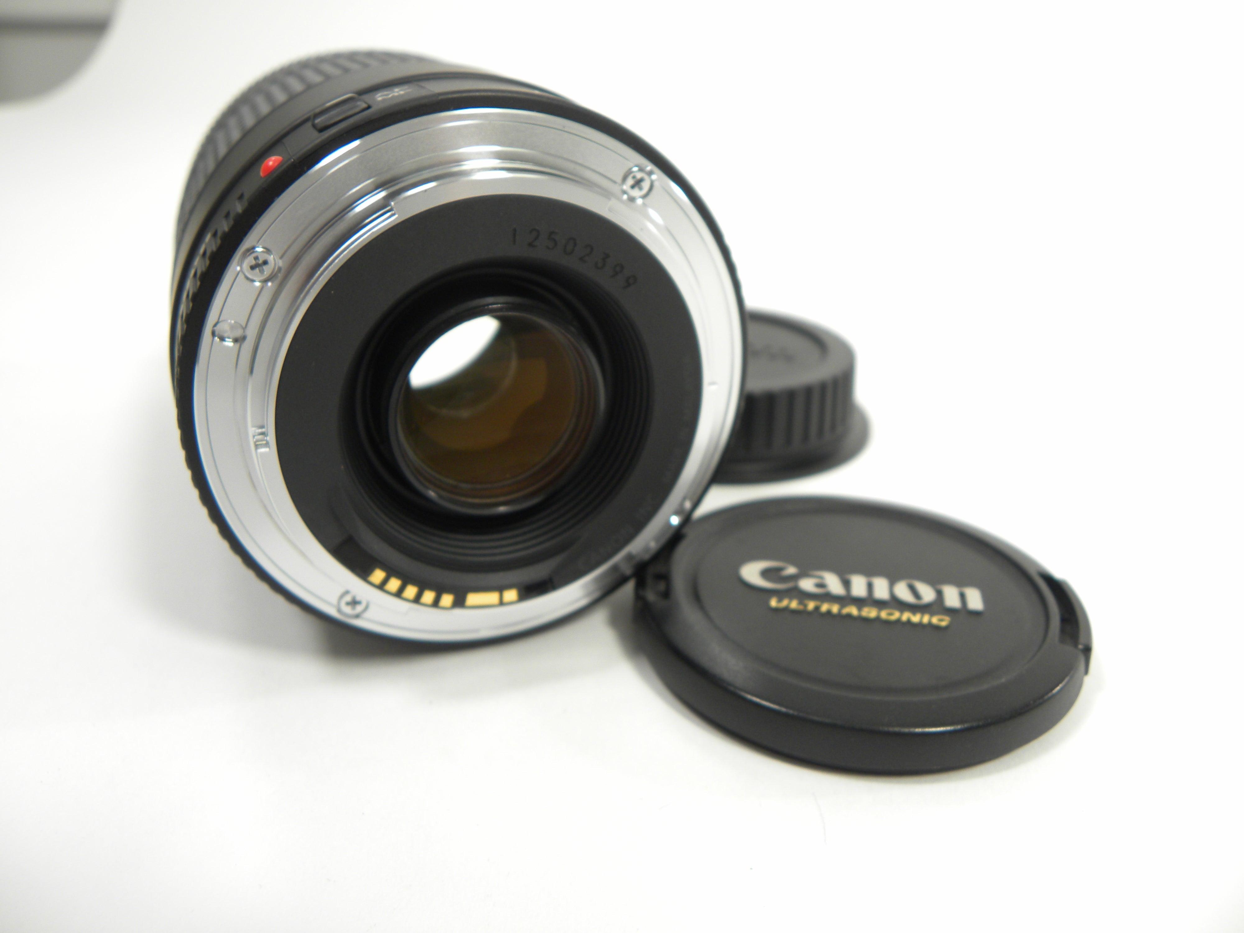 Canon EF Zoom 75-300mm f4-5.6 III USM