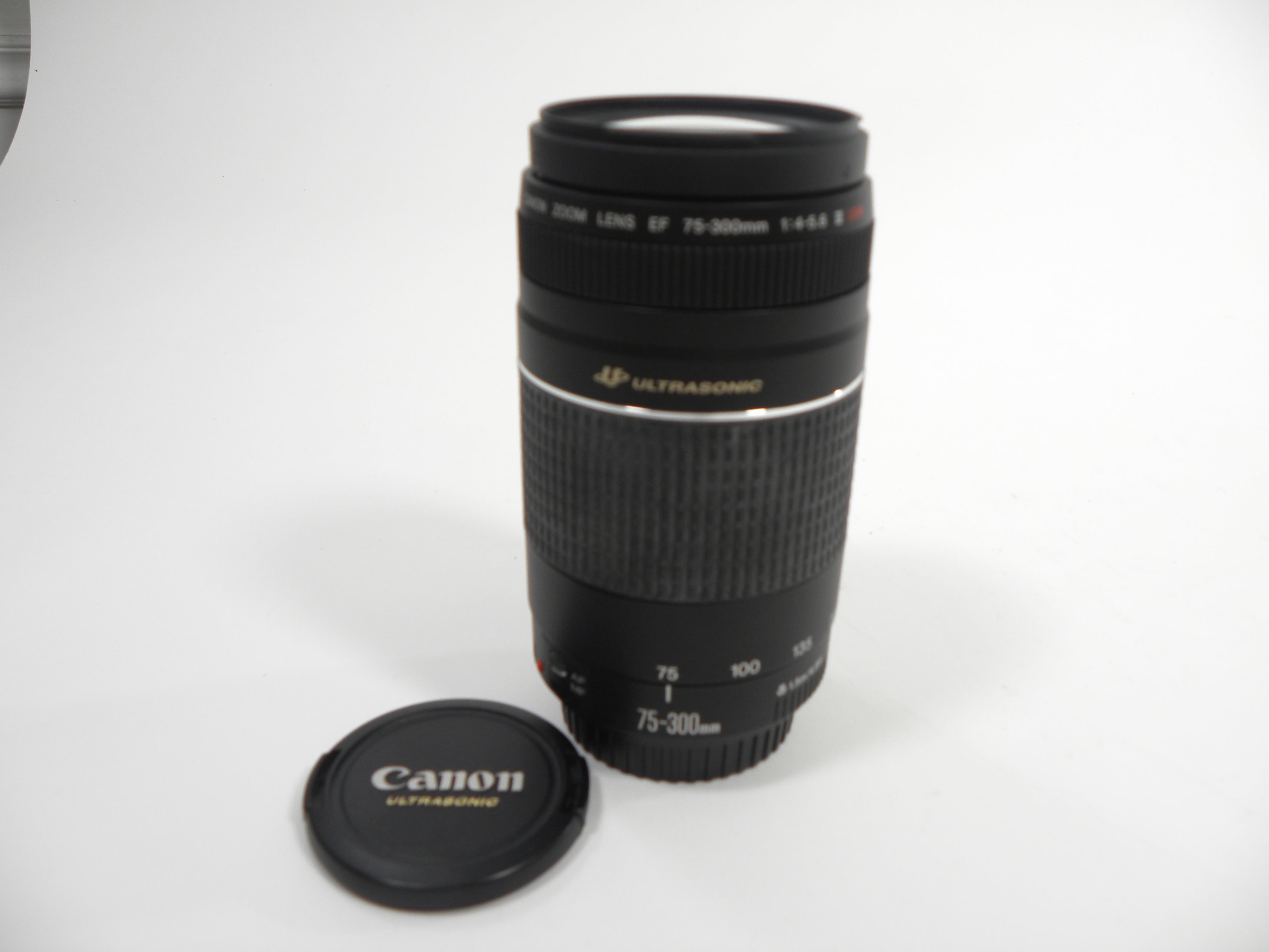 Canon EF Zoom 75-300mm f4-5.6 III USM