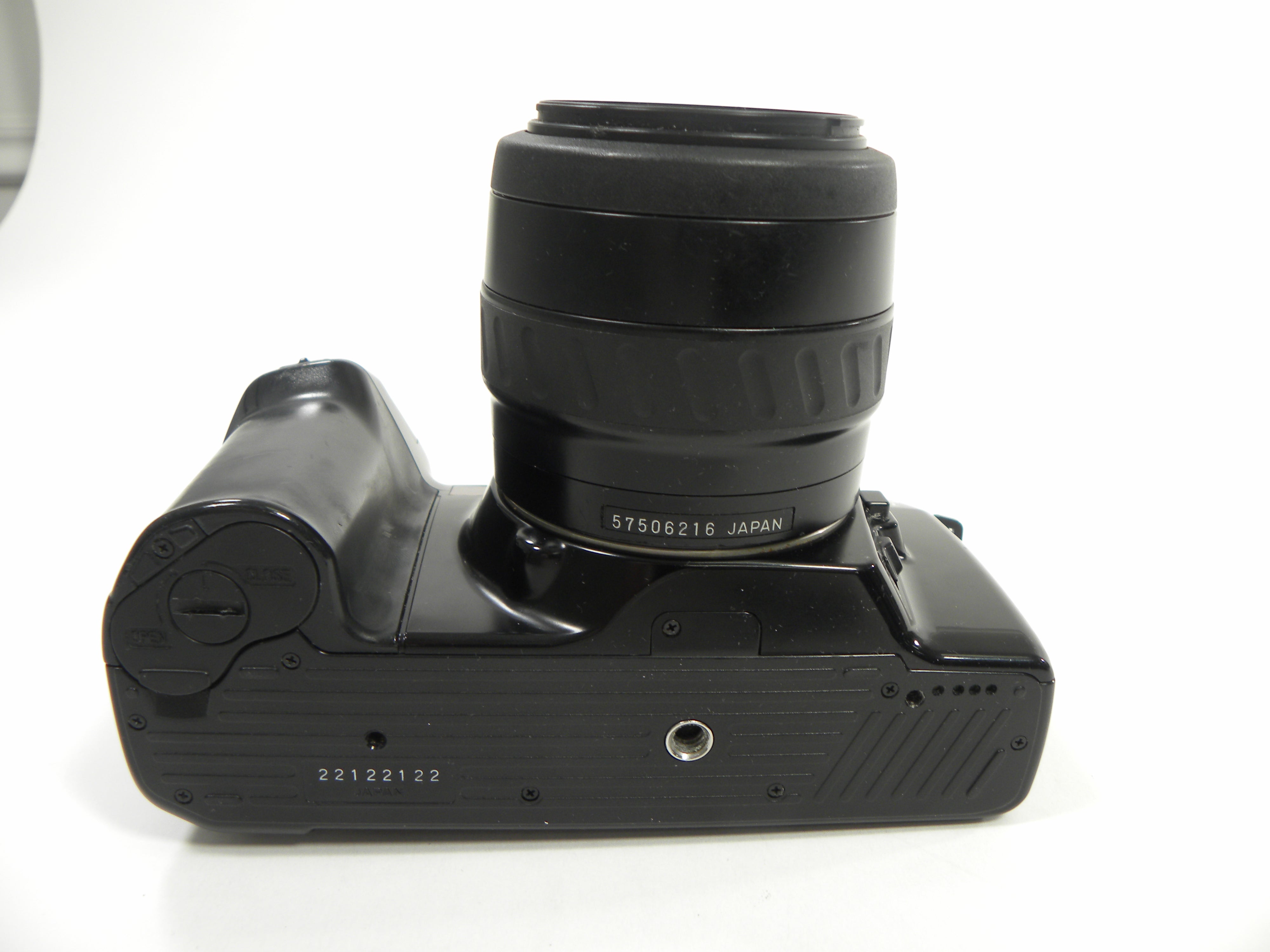 Minolta Maxxum 7000i AF w/AF Zoom 35-70mm f3.5-4.5
