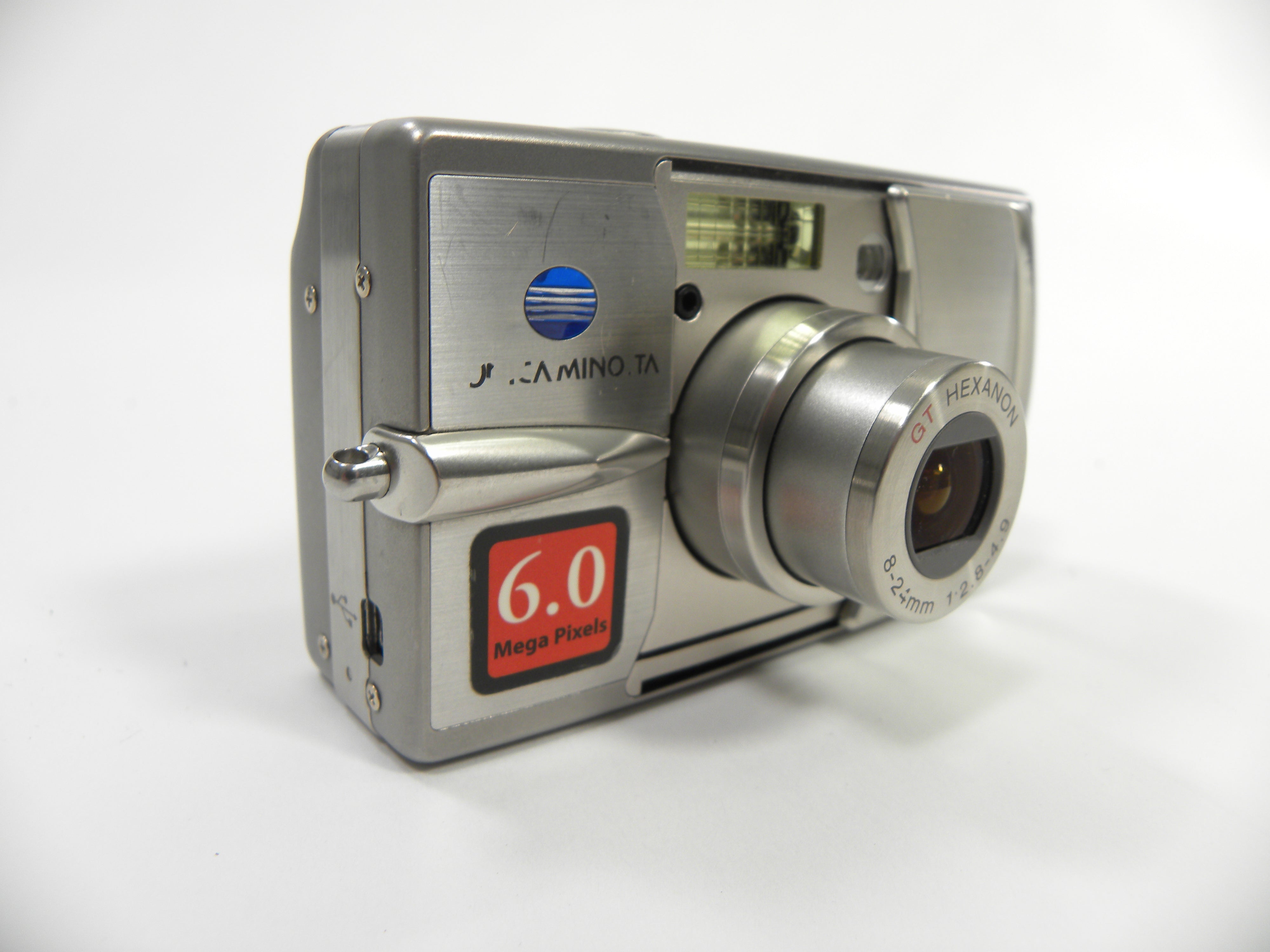 Konica Minolta Dimage G600 6.0mp Digital Camera