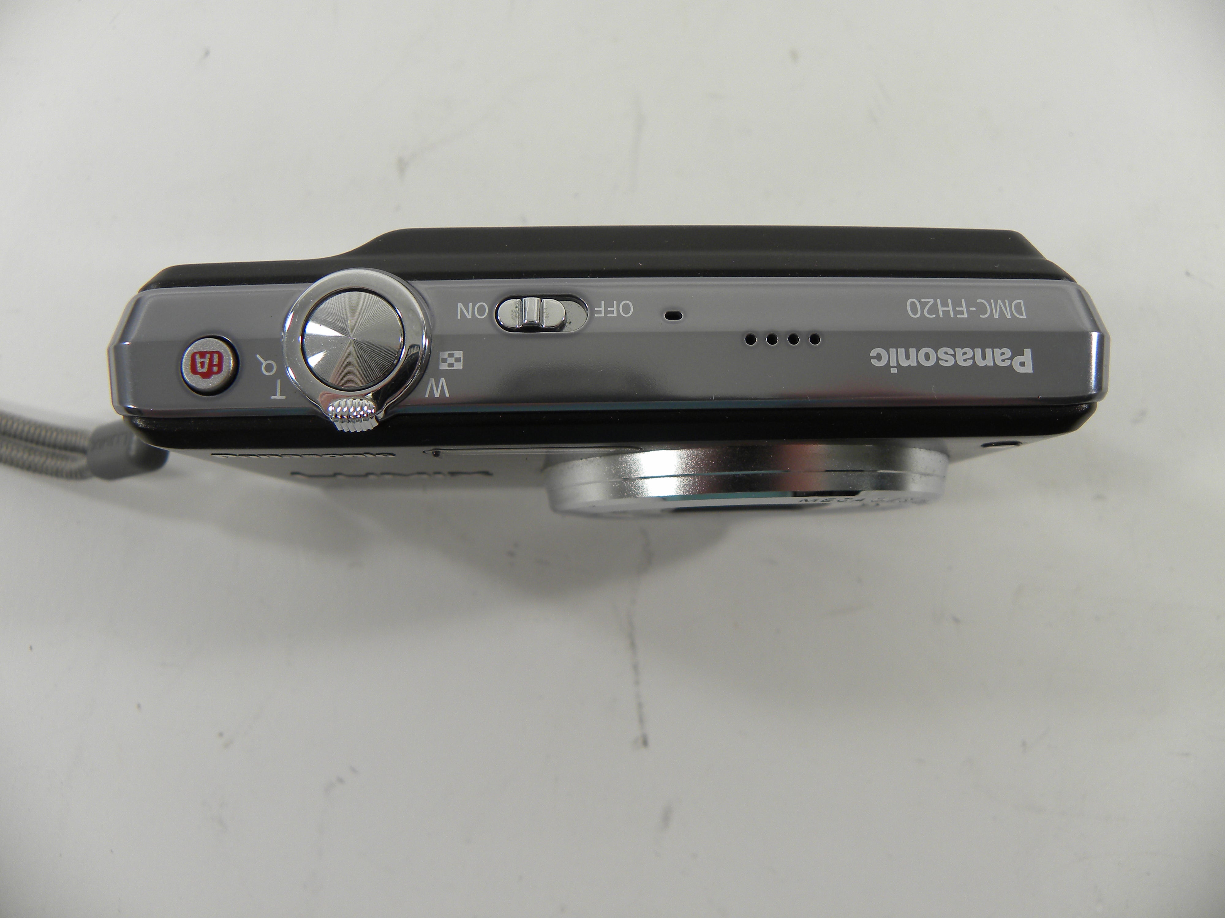 Panasonic Lumix DMC-FH20 14mp Digital Camera
