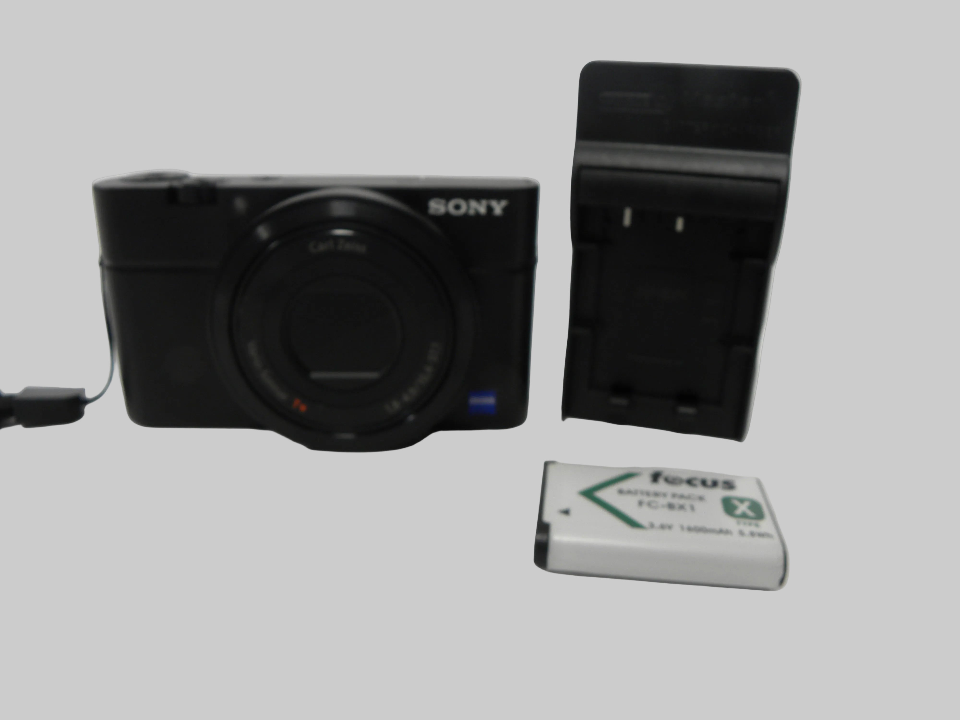 Sony DSC-RX 100 20.2mp Digital Camera