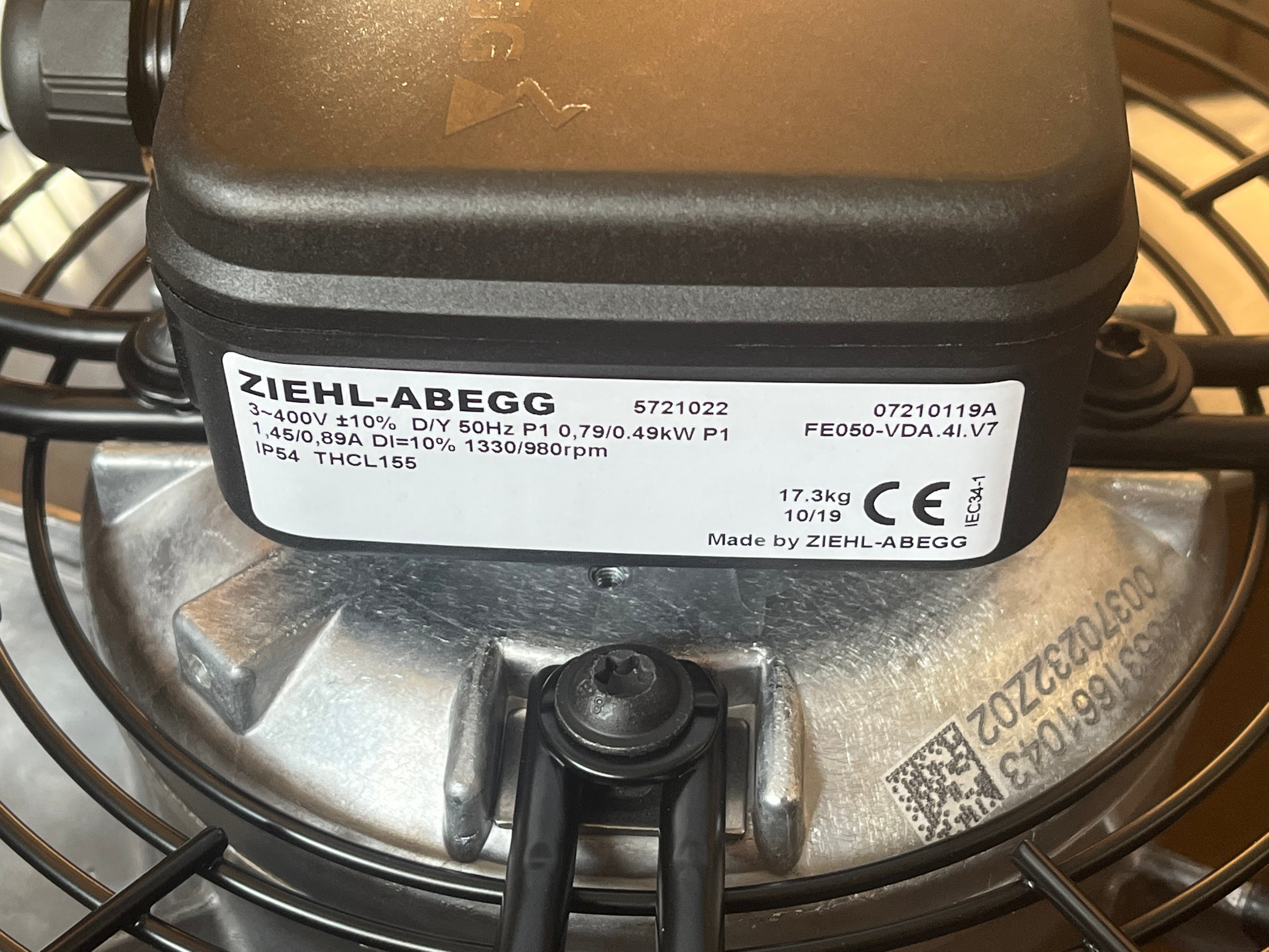 FE050-VDA.4I.V7 ZIEHL-ABEGG Axial Fan