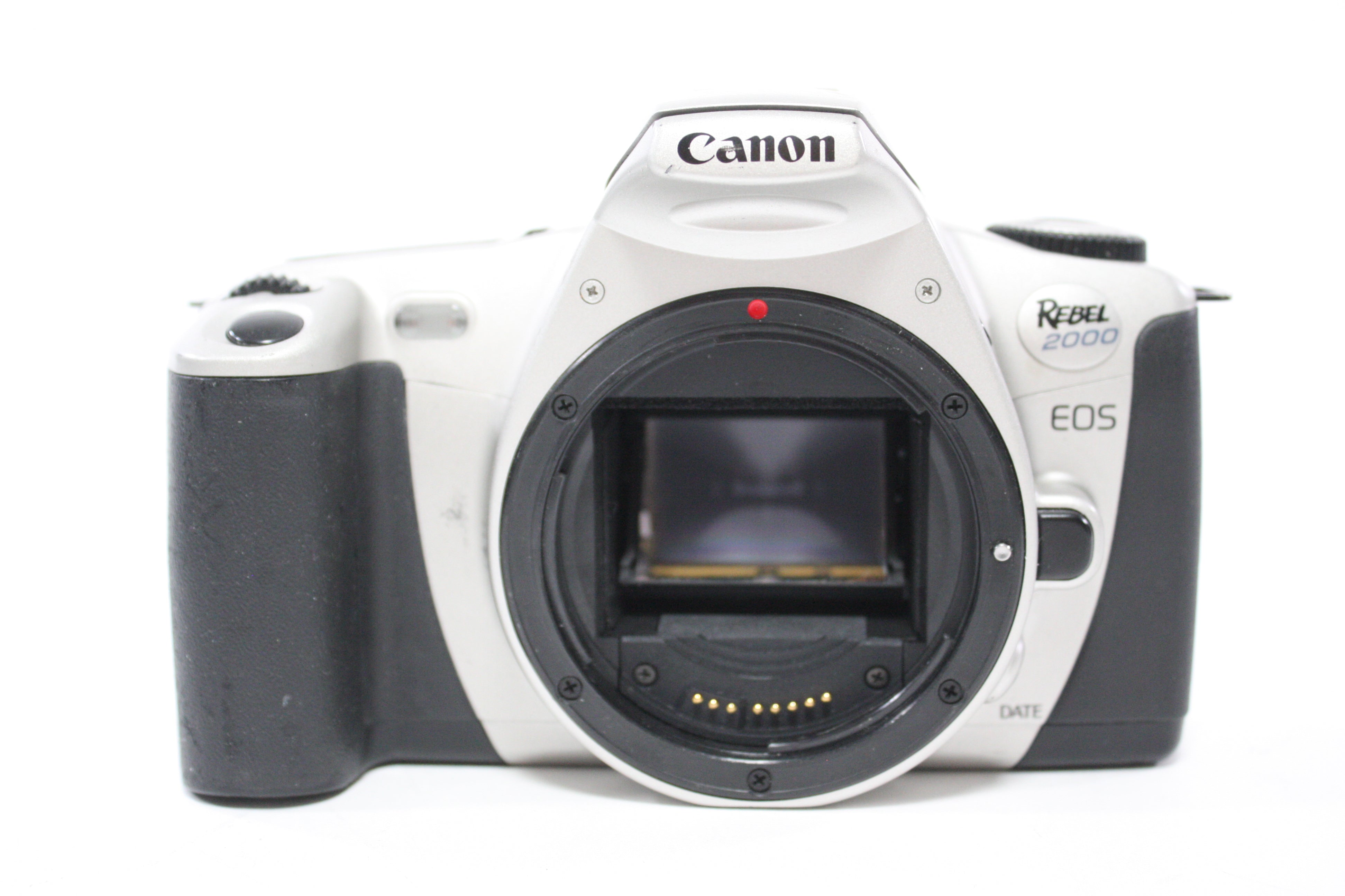 Canon Rebel 2000 Date 35mm SLR with 28-80mm f/3.5-5.6 V USM Lens