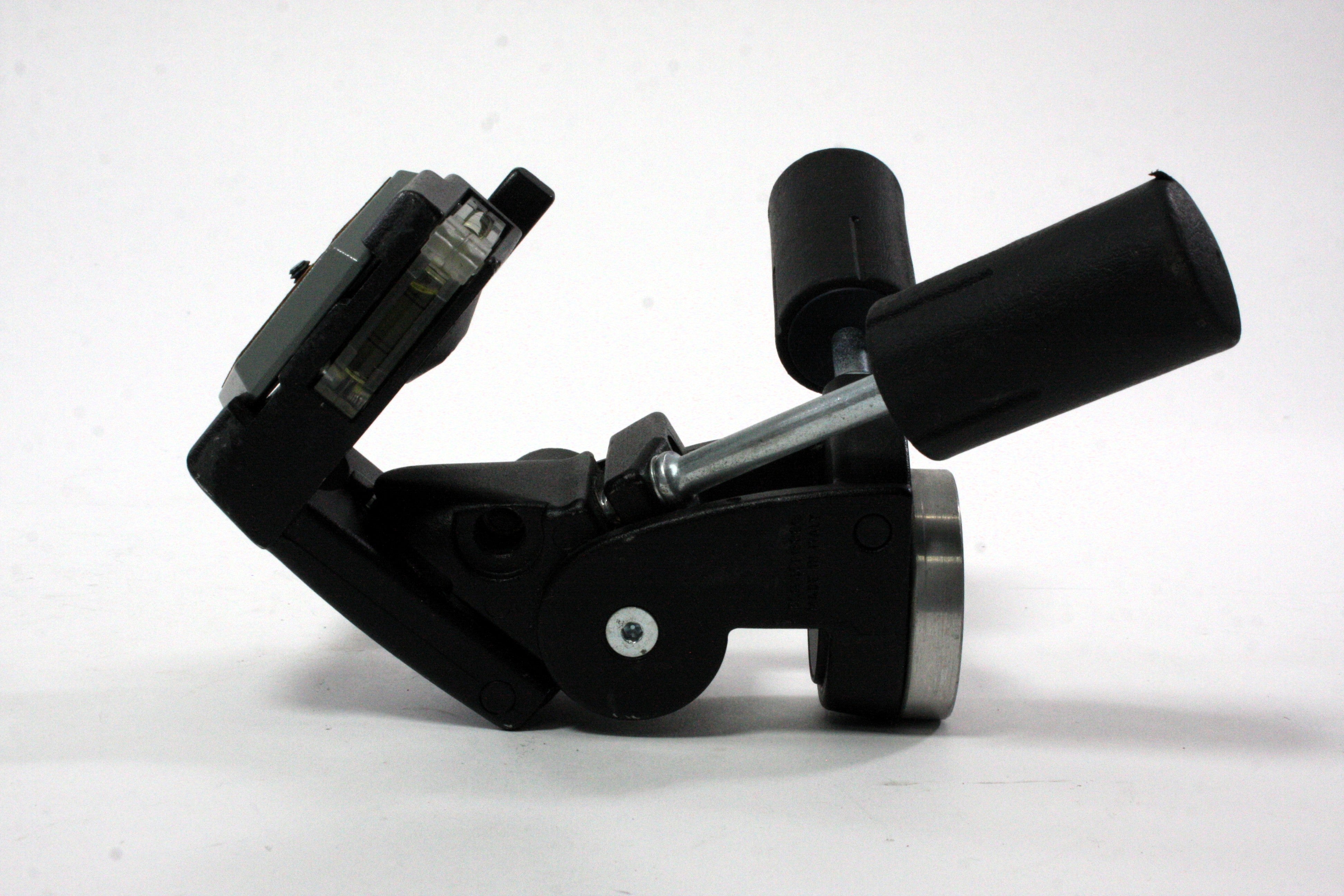 Manfrotto 3047 Three-Way-Pan Tilt Head