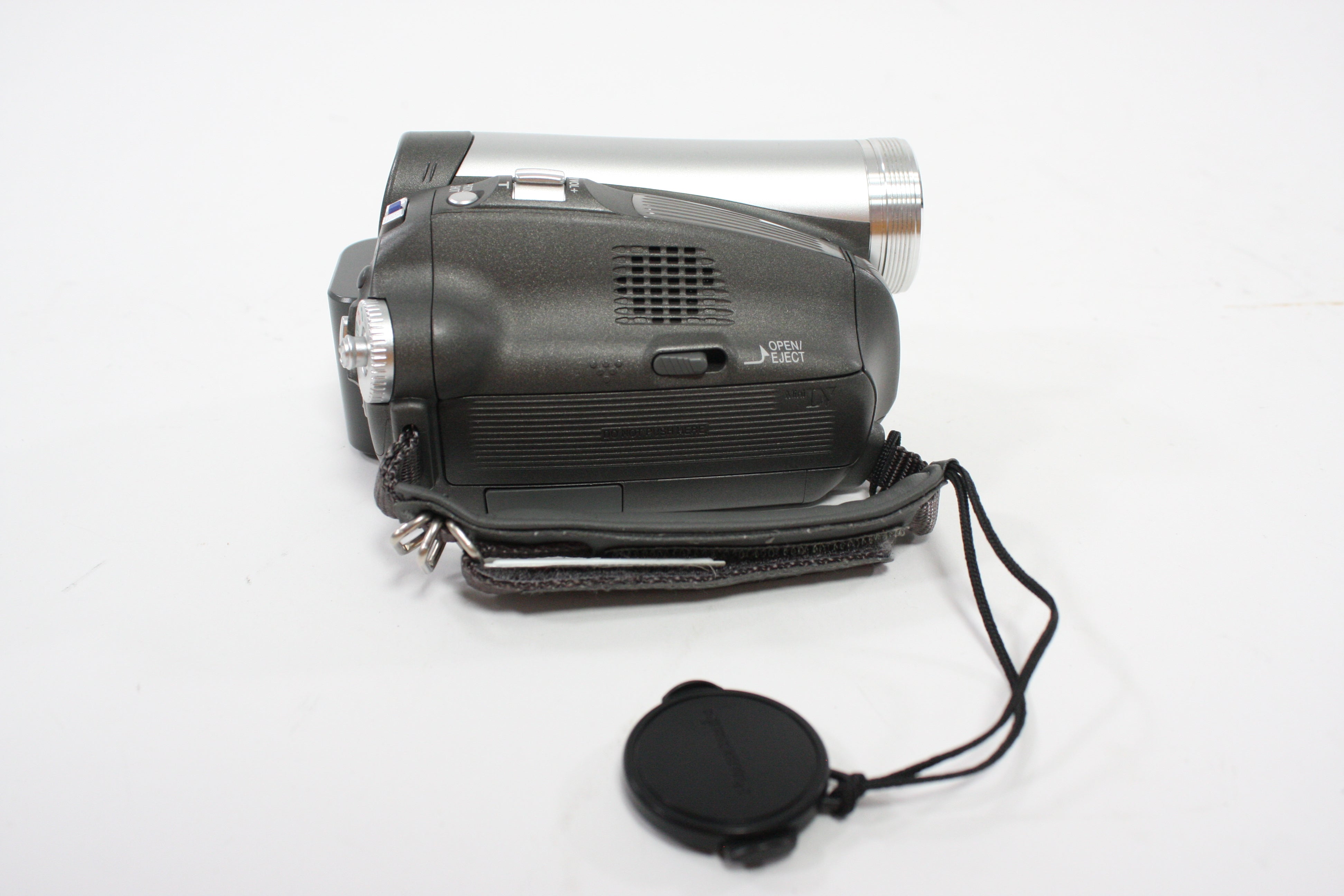 Panasonic PV-GS39 Mini DV Camcorder