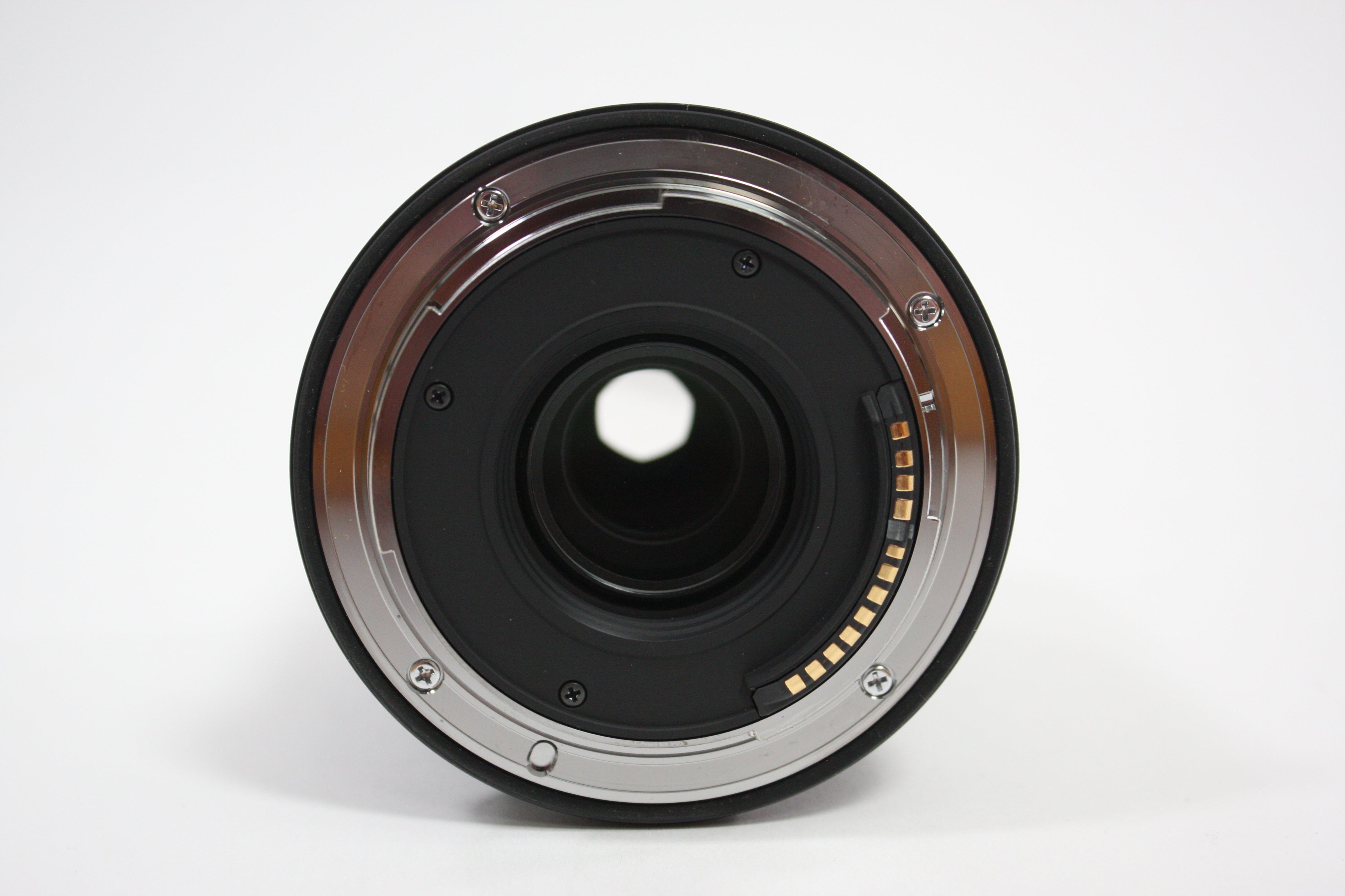 Sigma 18-50mm f/2.8 DC DN for RF Mount