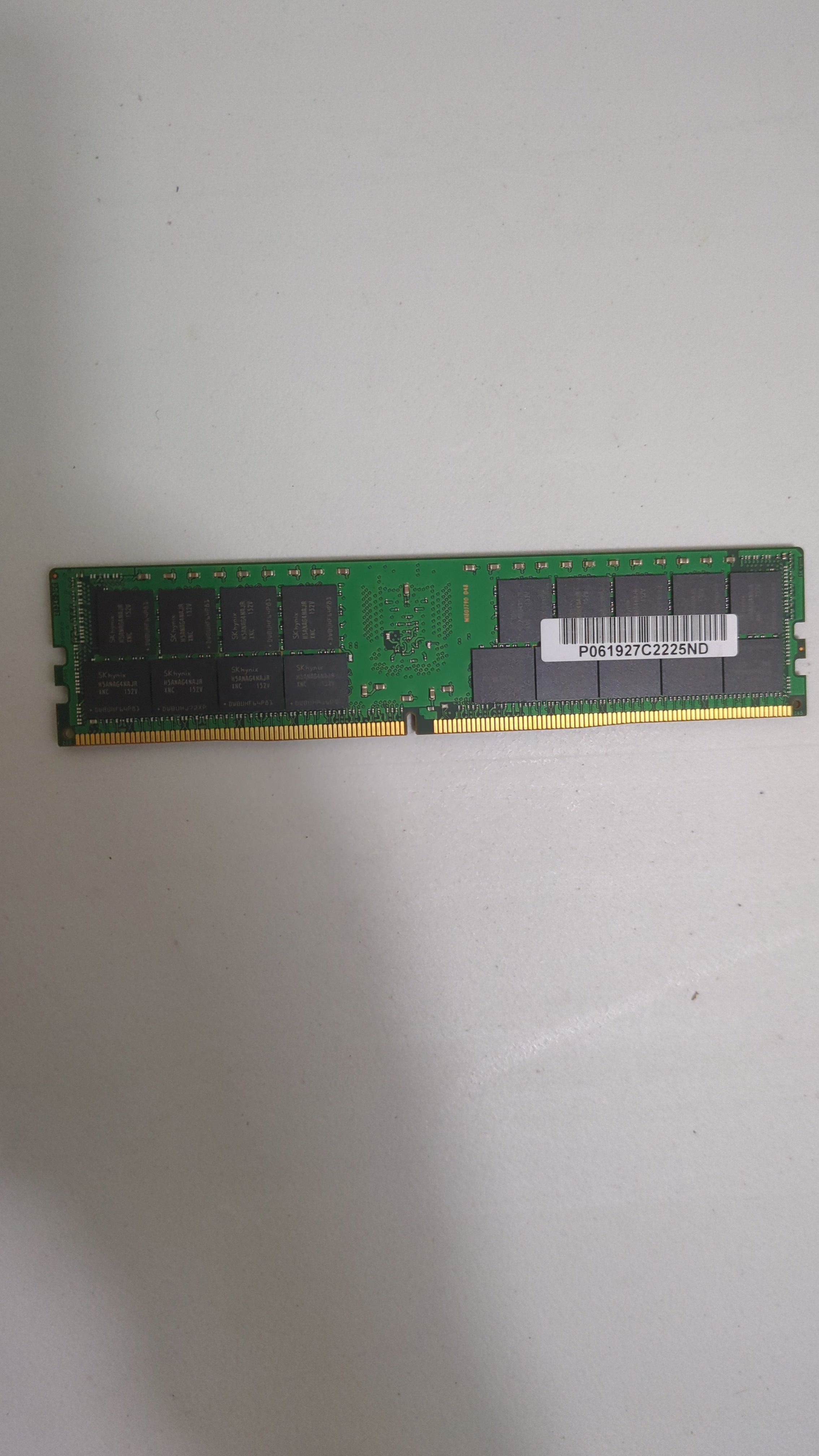 HMAA8GR7AJR4N-XN 64GB 2Rx4 PC4 — 3200AA — RB2 — 12 P03053-0A1 P06192-001