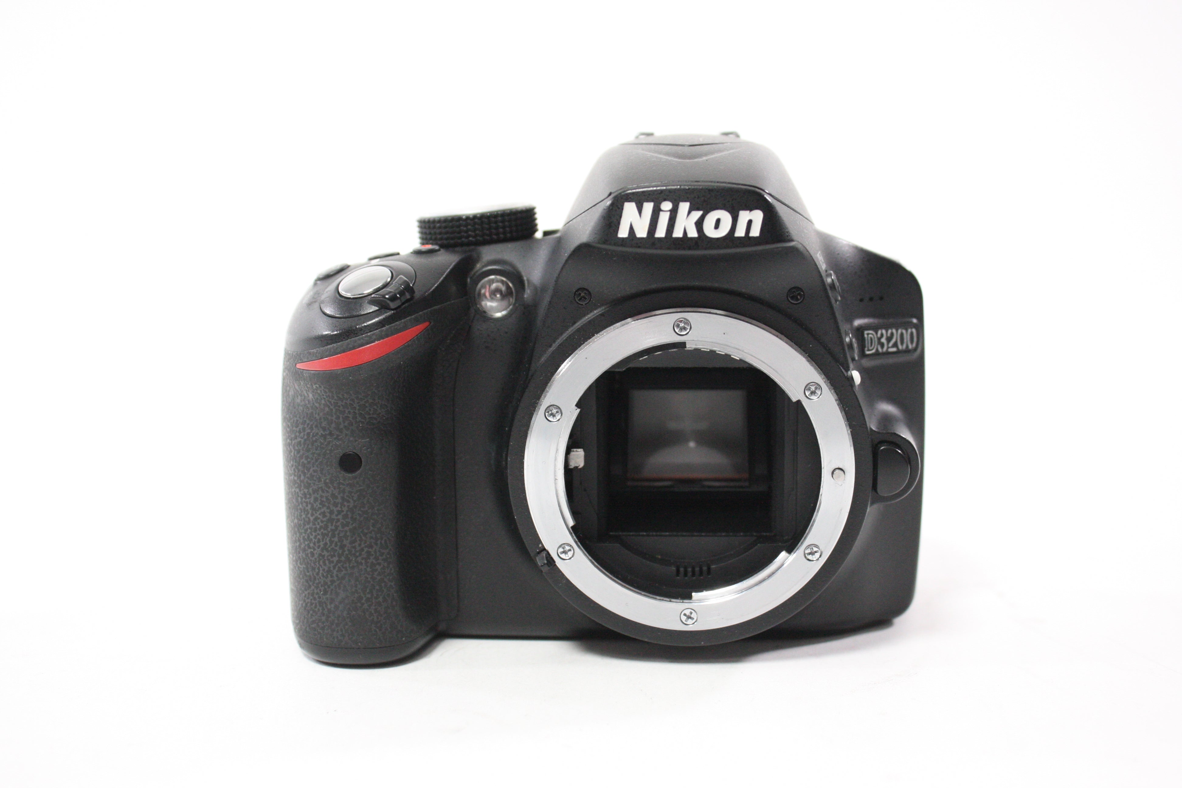 Nikon D3200 DSLR Camera with 18-55mm f/3.5-5.6 G VR DX Lens with Shutter Count 8,263
