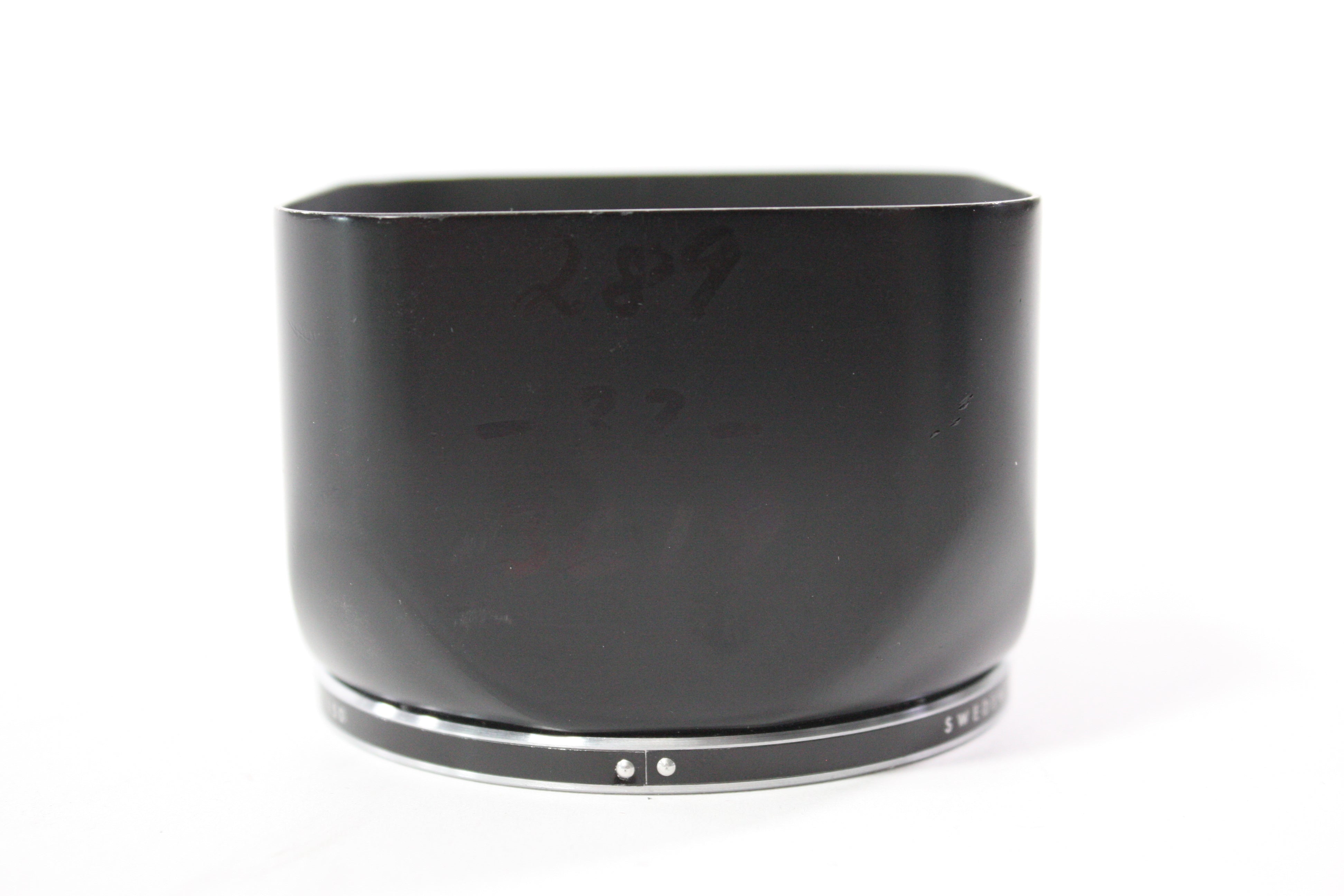 Hasselblad B50 150mm Lens Hood