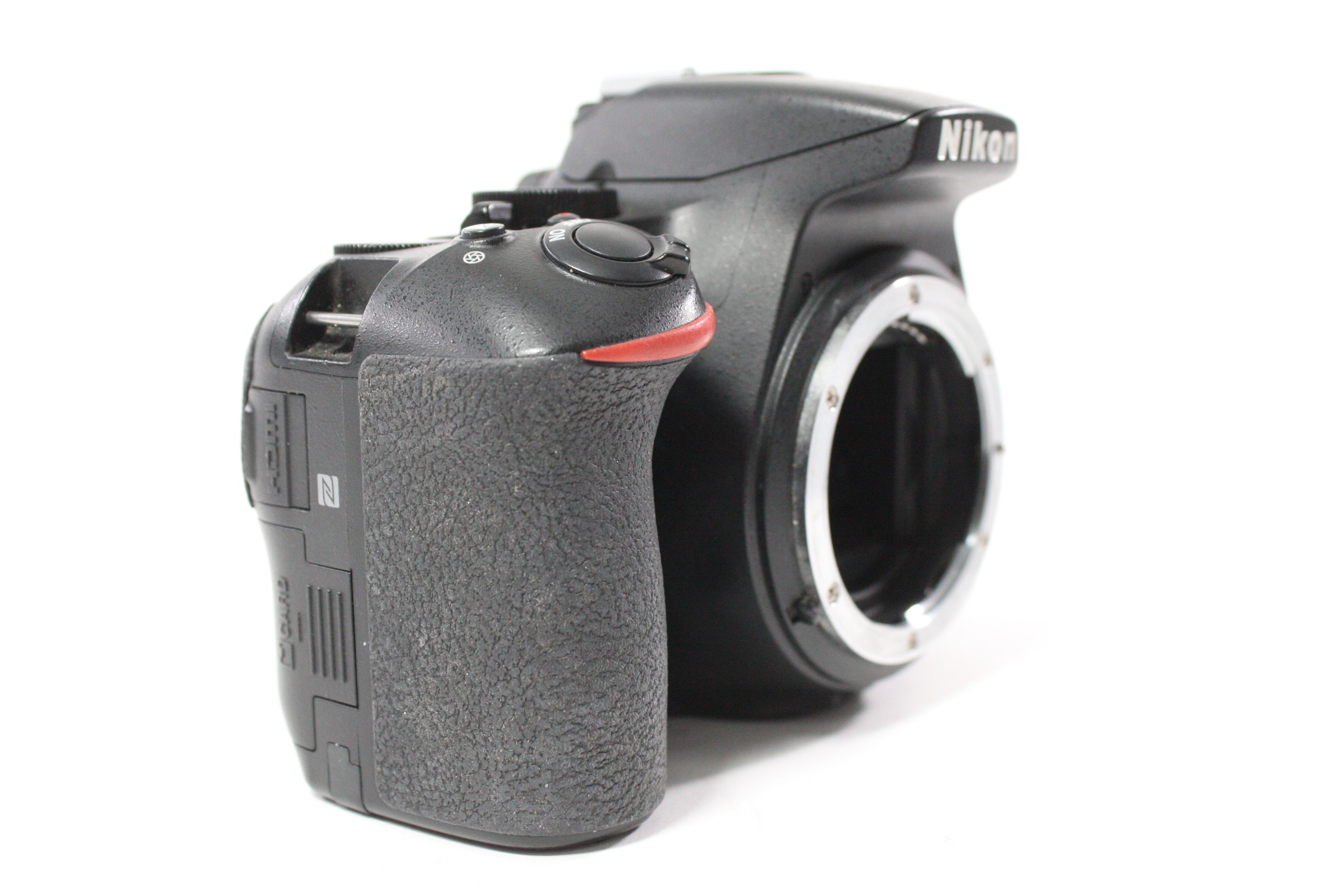 Nikon D5600 DSLR Camera Body with Shutter Count 28,592