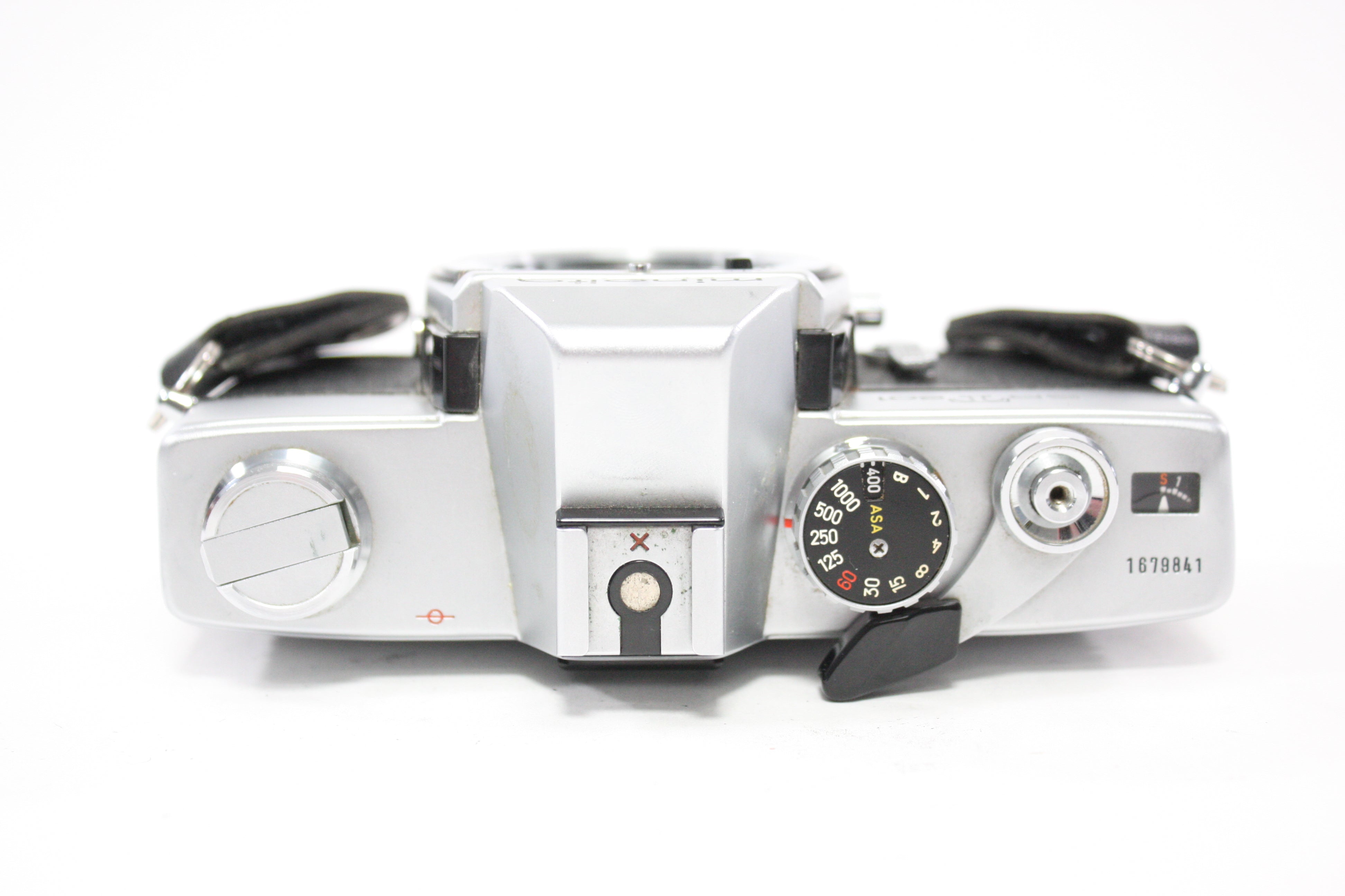 Minolta SRT201 35mm SLR Camera with Minolta 50mm f/1.7 Rokkor-X MD Lens