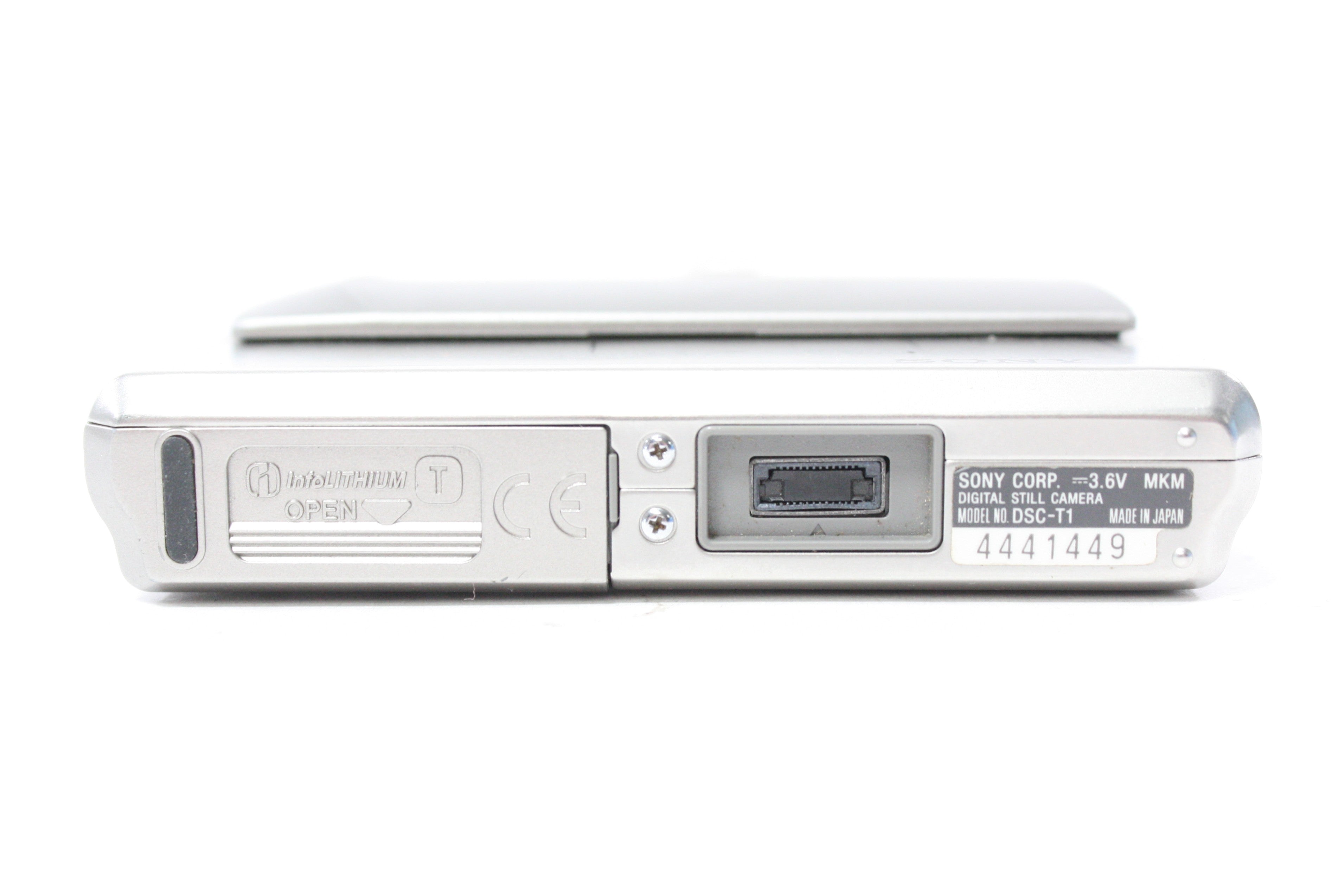 Sony Cybershot DSC-T1 Digital Point and Shoot Camera 3x Zoom 5mp (Silver) AS-IS