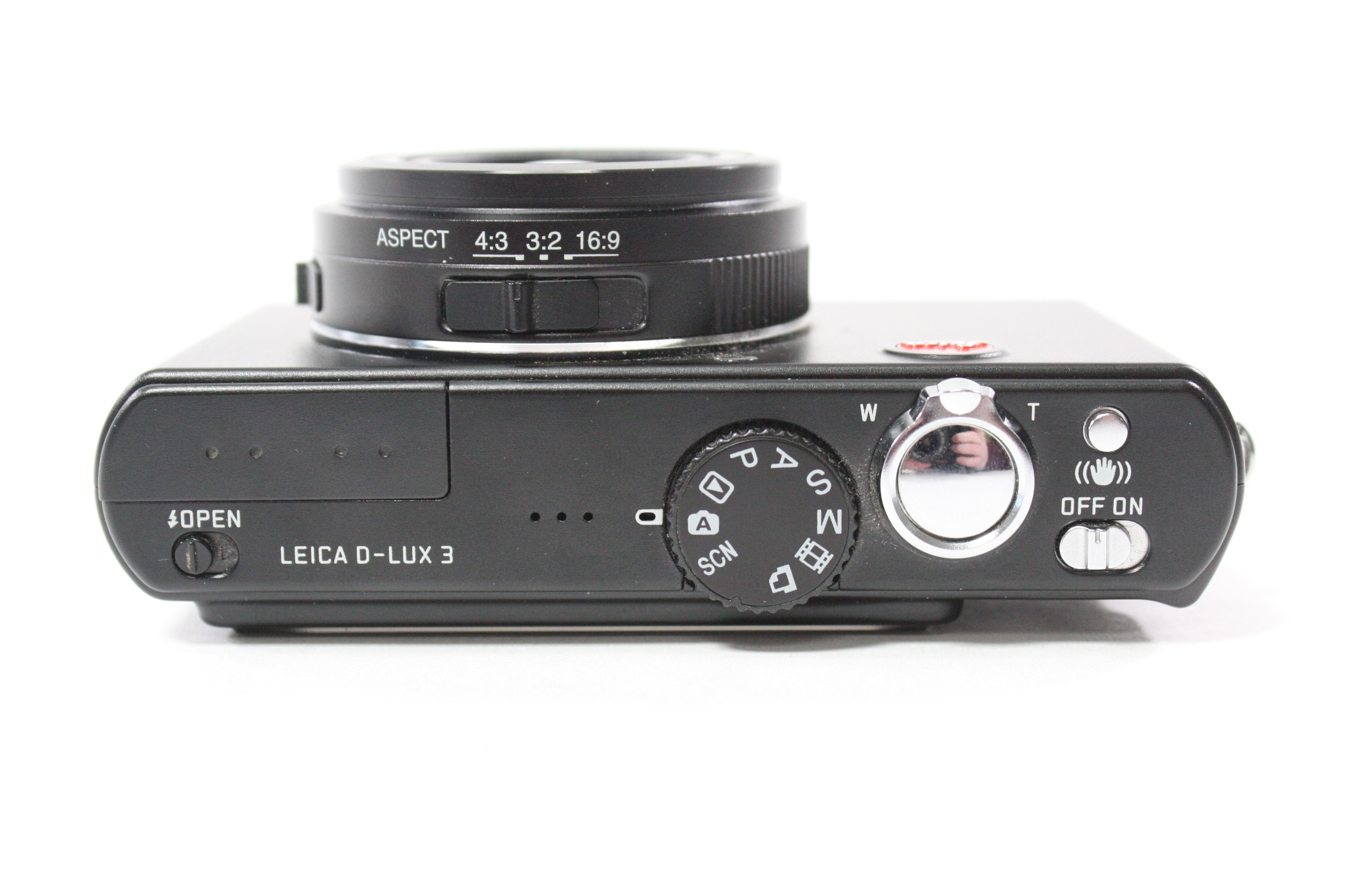 Leica D-Lux 3 Digital Point and Shoot Camera 4x Zoom 10mp