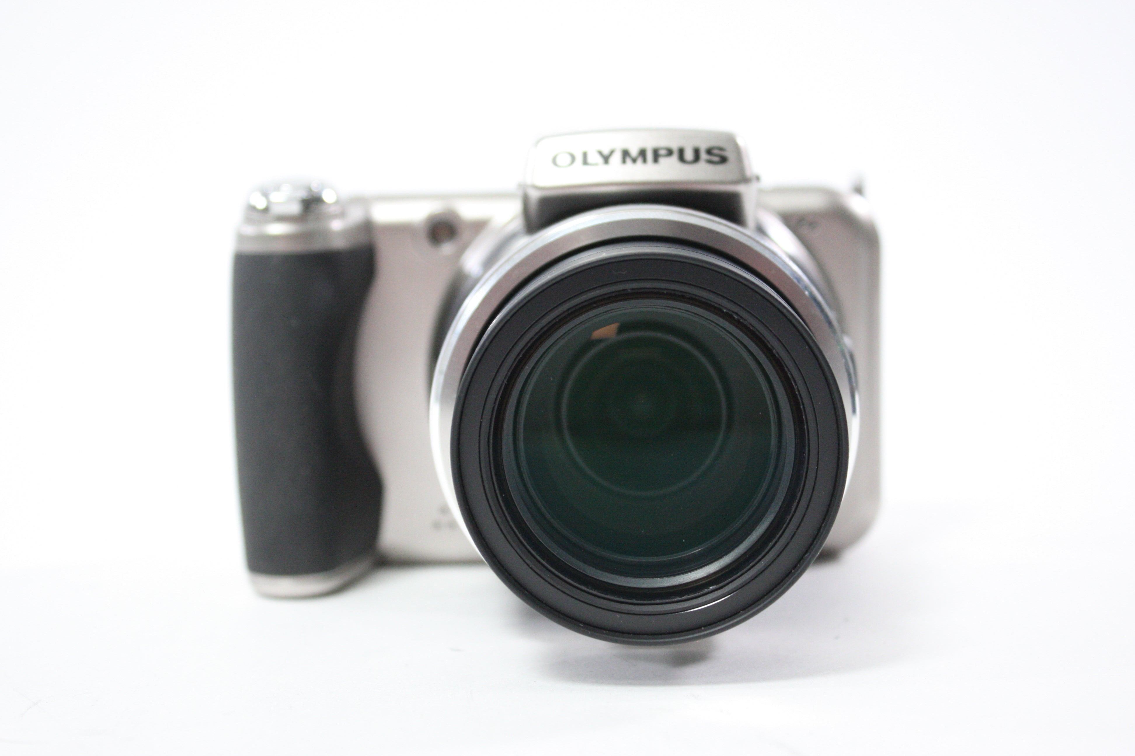 Olympus SP-800UZ Digital Point and Shoot Camera 30x Zoom 14mp