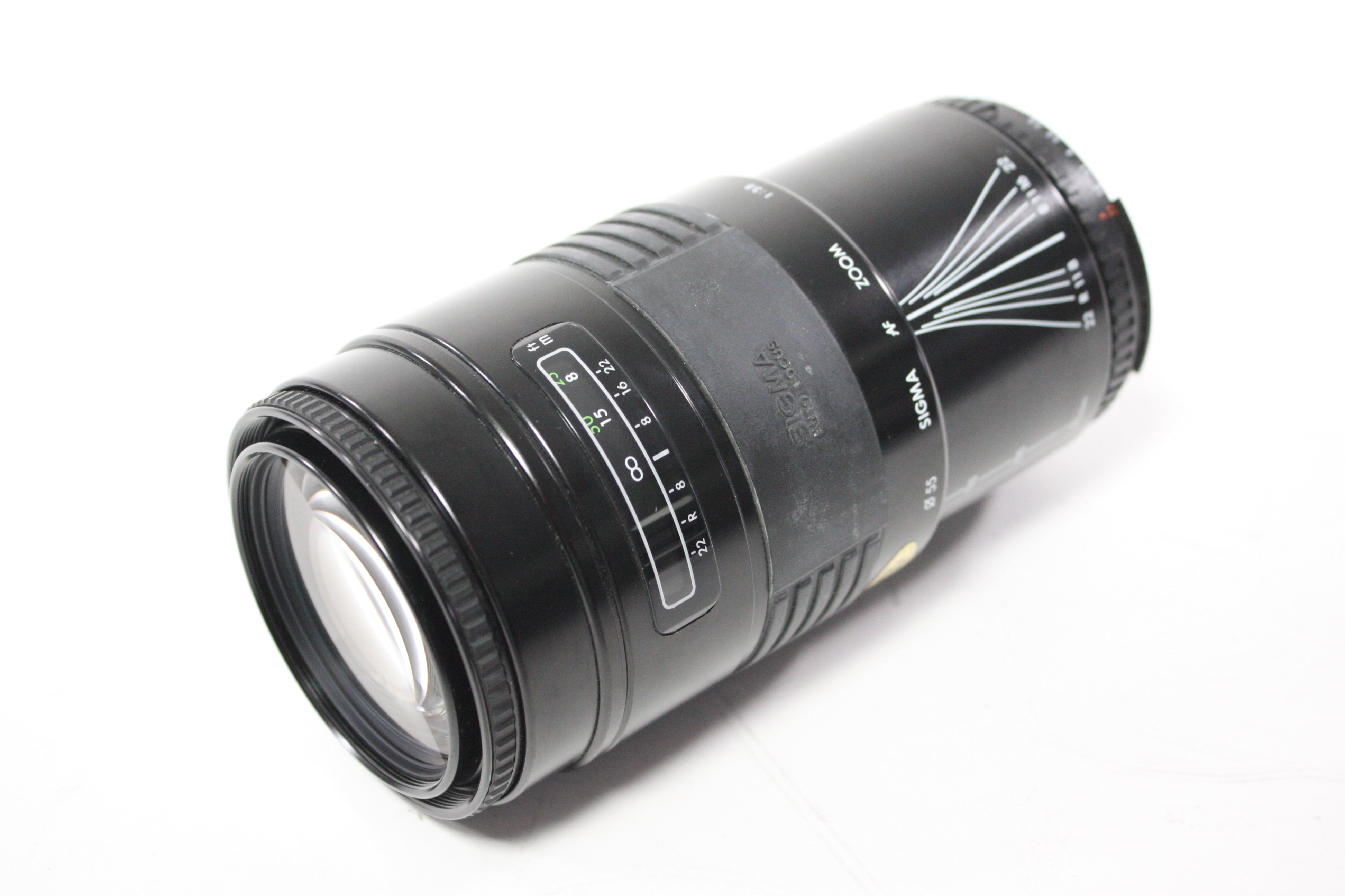 Sigma 75-200mm f/3.8 AF Zoom Lens for Nikon F Mount