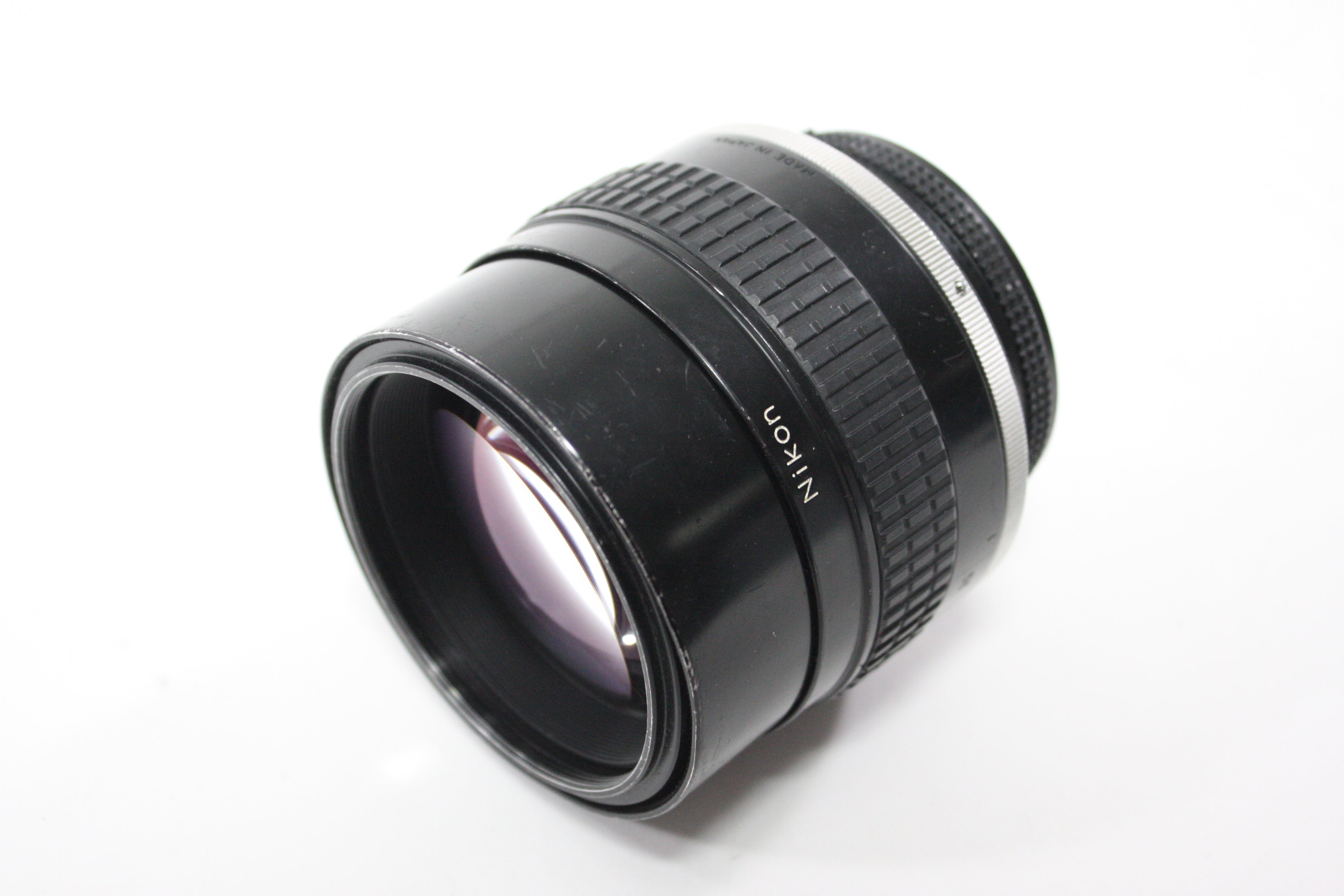 Nikon 105mm f/1.8 Nikkor AI-S Lens for Nikon F Mount