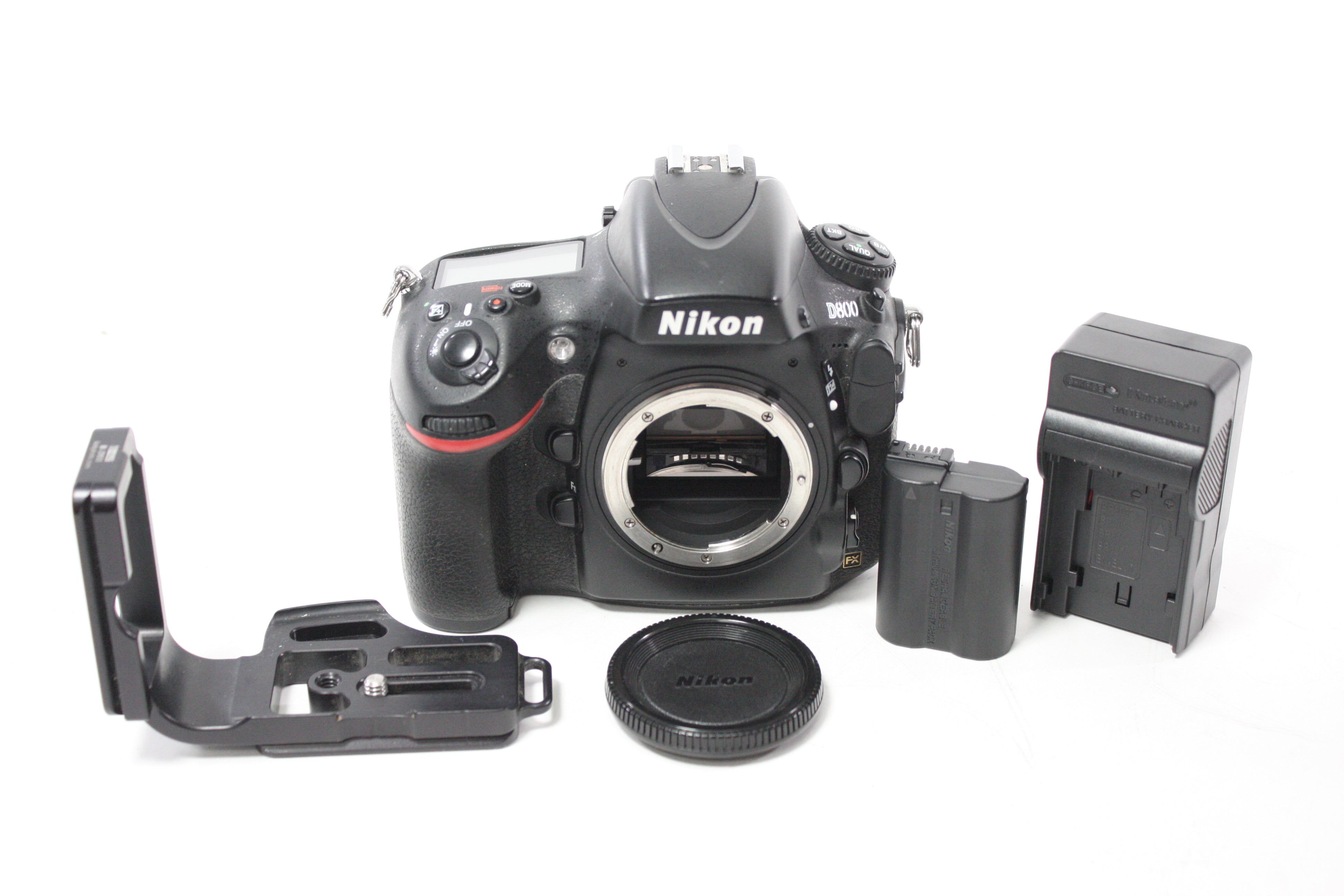 Nikon D800 DSLR Camera Body with Shutter Count 68,796 with Kirk Photo BL-D800 L Bracket