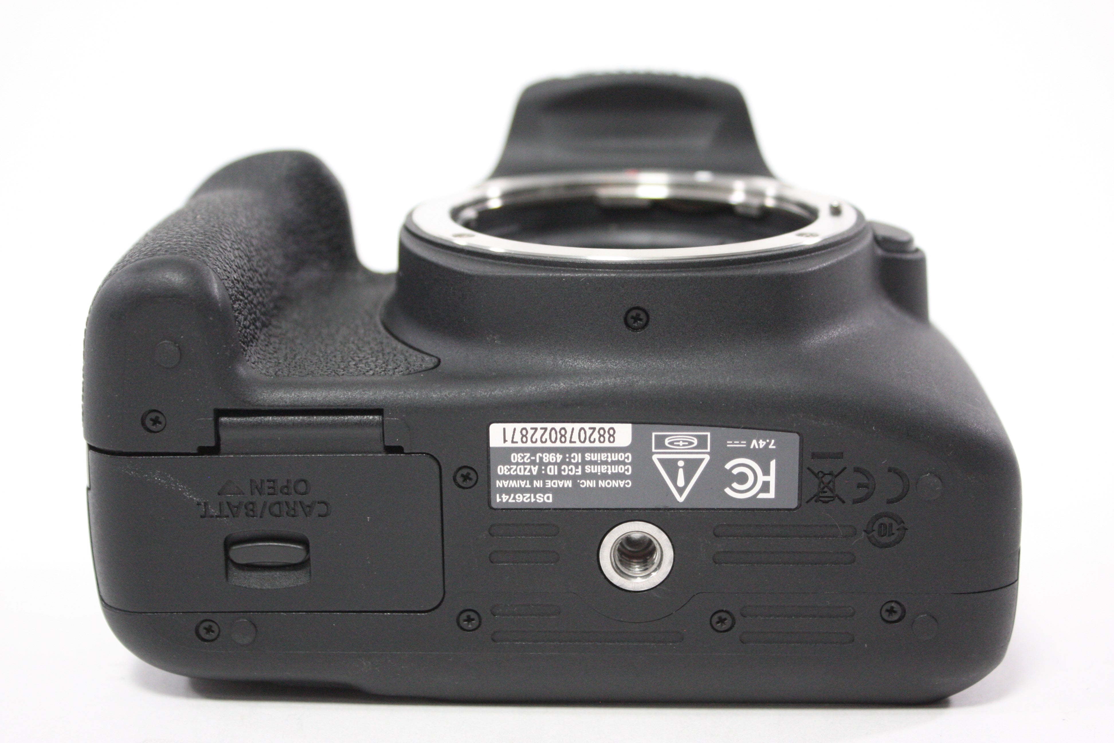Canon Rebel T7 DSLR Camera with 18-55mm f/3.5-5.6 IS II Lens with Shutter Count 3,122