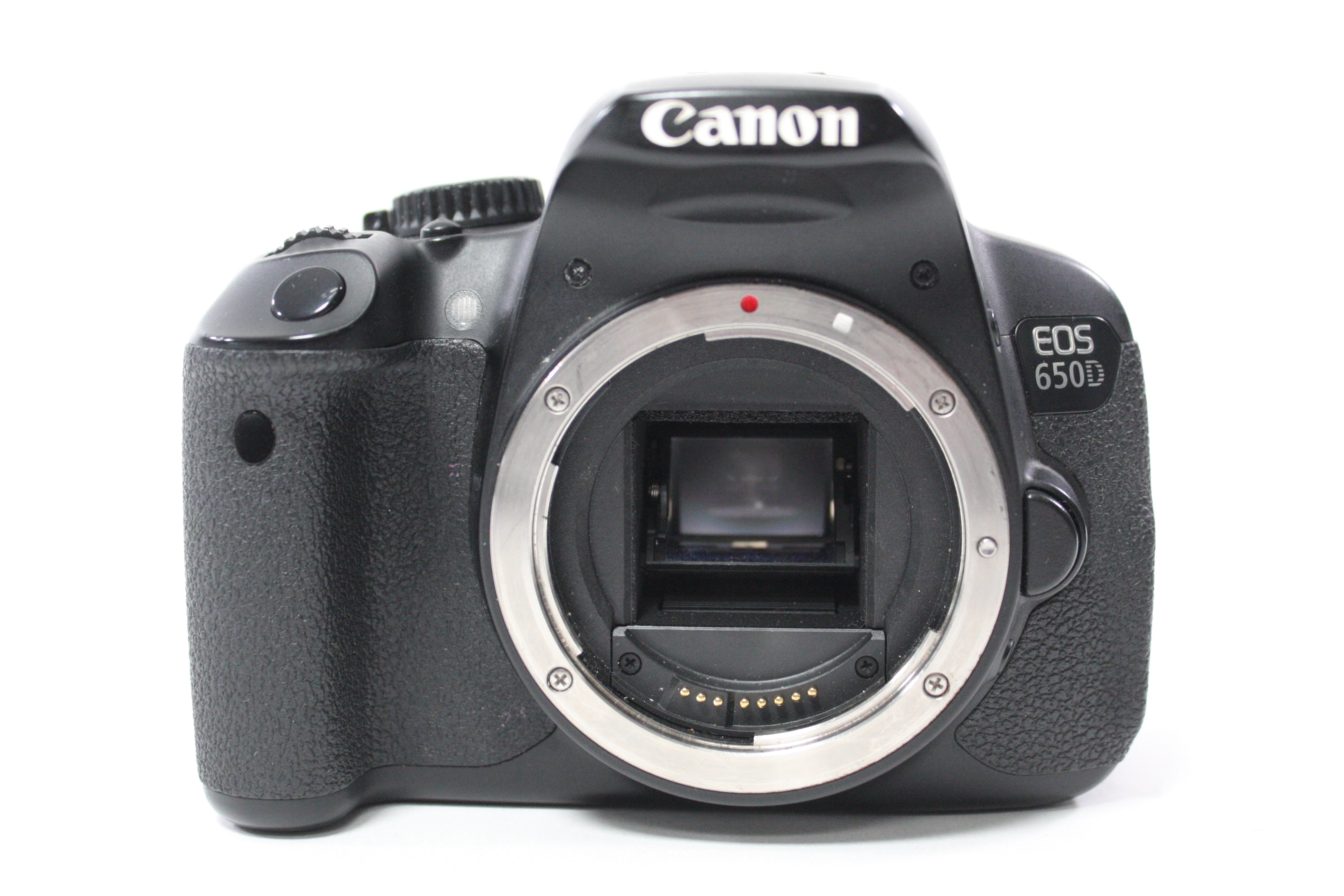 Canon EOS 650D T4i DSLR Camera with 18-55mm f/3.5-5.6 IS EF-S Lens with Shutter Count 28,936