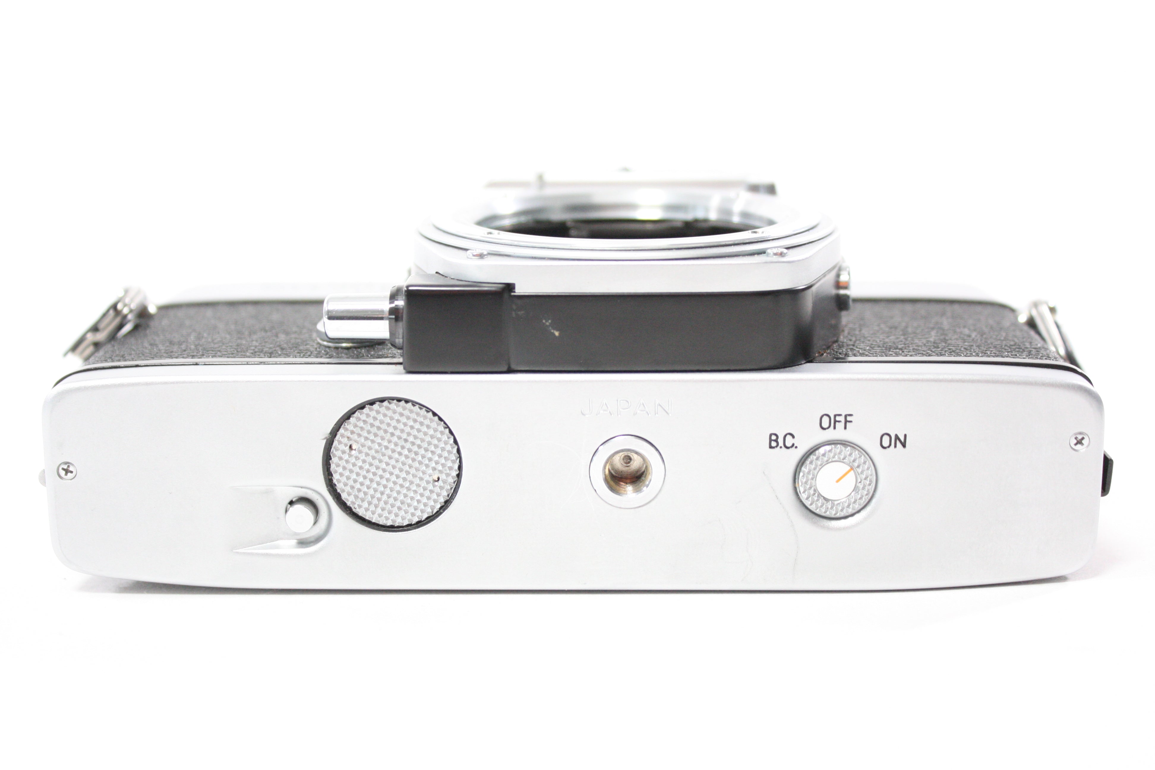 Minolta SRT 101 35mm SLR Camera with Minolta 55mm f/1.7 Rokkor-PF MC Lens for MD Mount