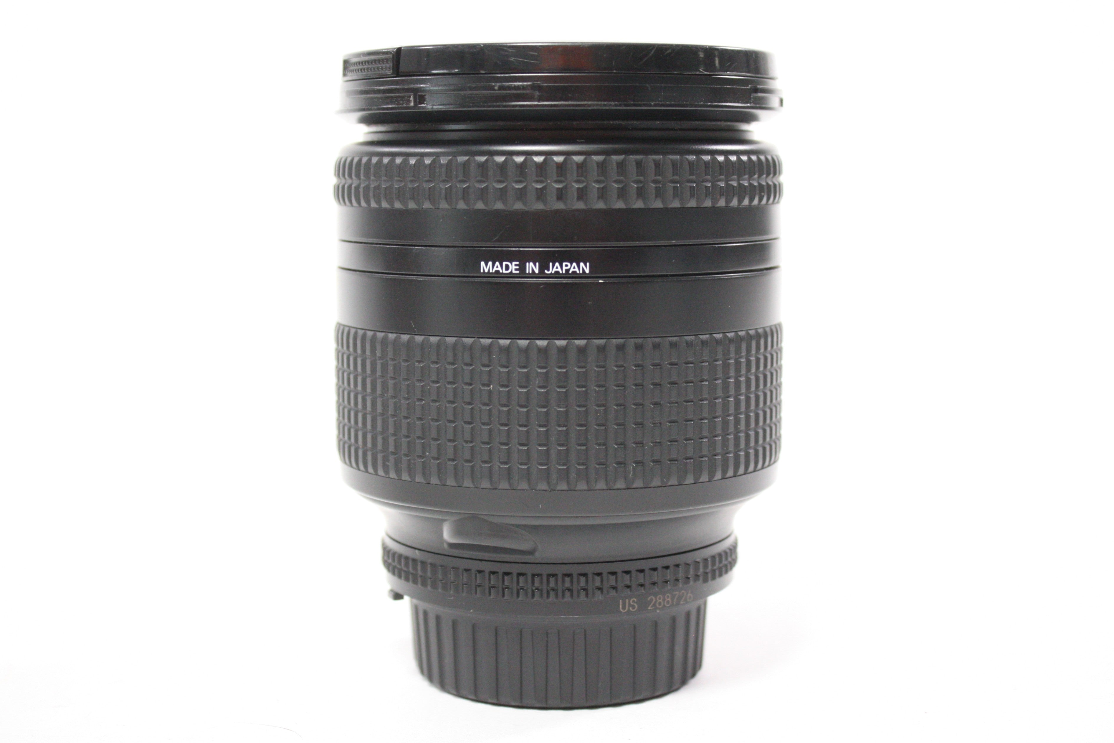 Nikon 28-200mm f/3.5-5.6 D Zoom-Nikkor Lens for Nikon F Mount (Please Read)