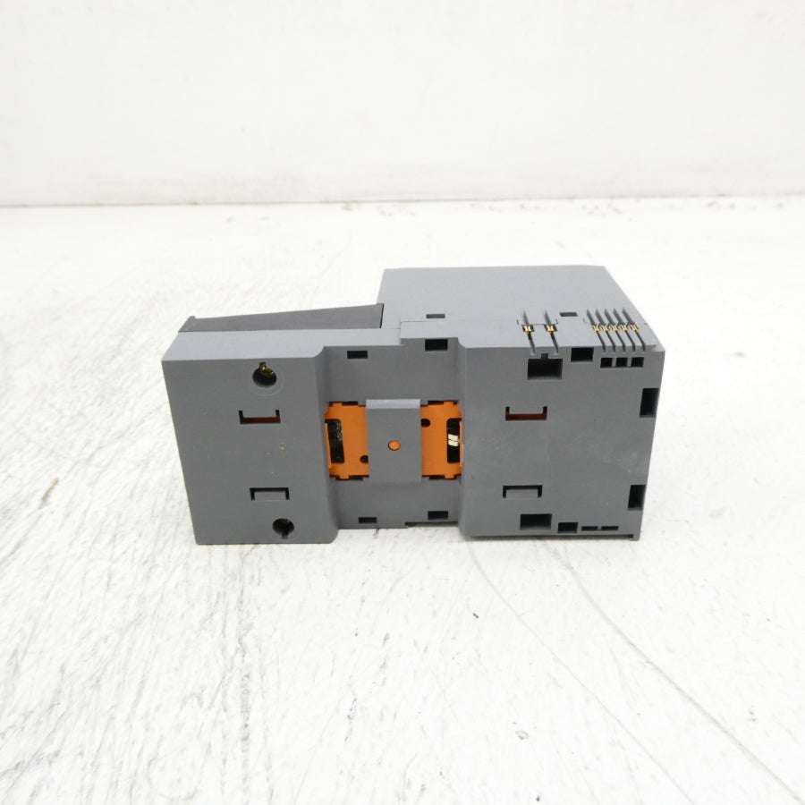 ALLEN BRADLEY 1734D-IB8XOW8 SER. A F/W 1.0001 24VDC REV. A01 NSNP